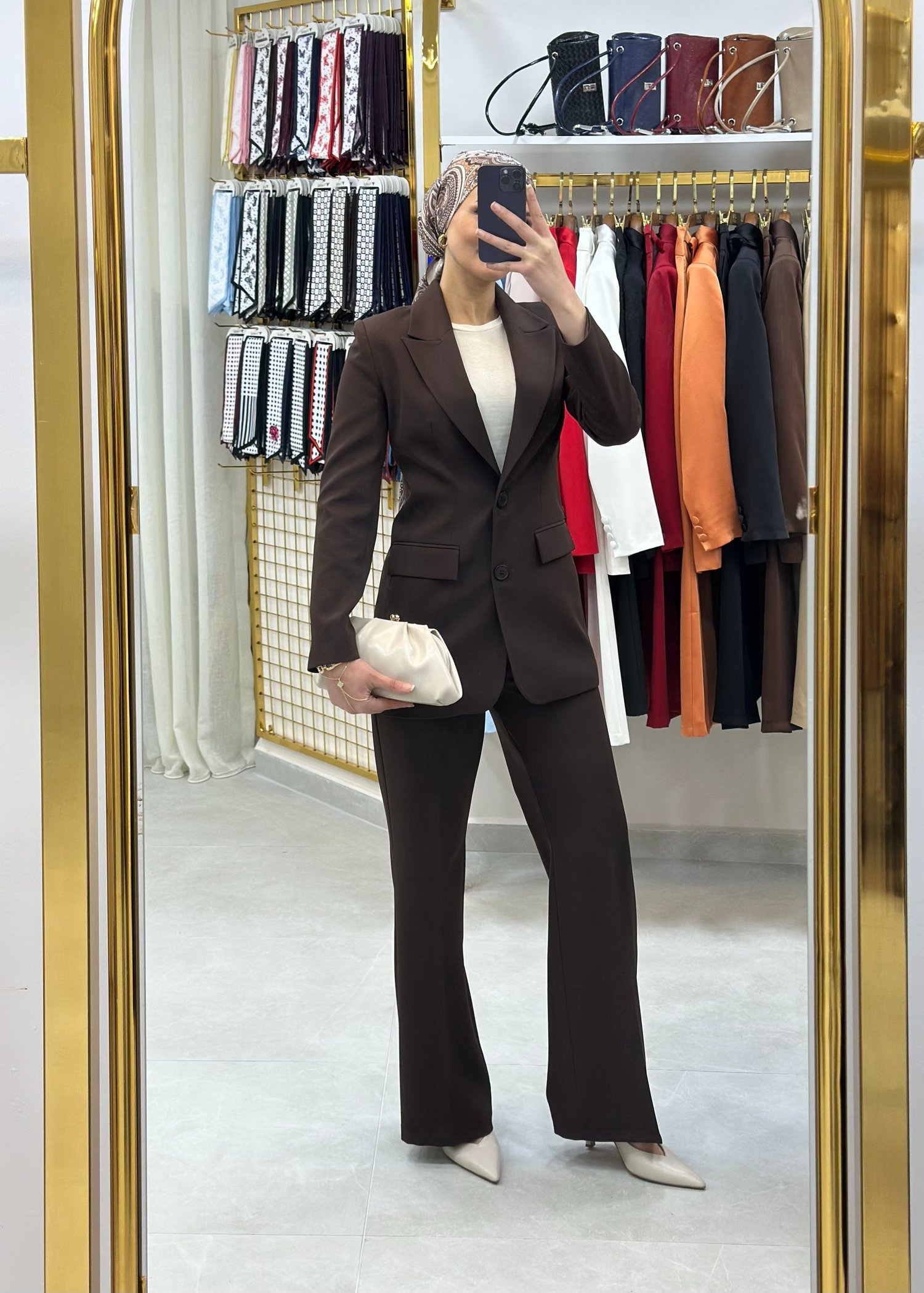 ÇİFT DÜĞMELİ BLAZER TAKIMI