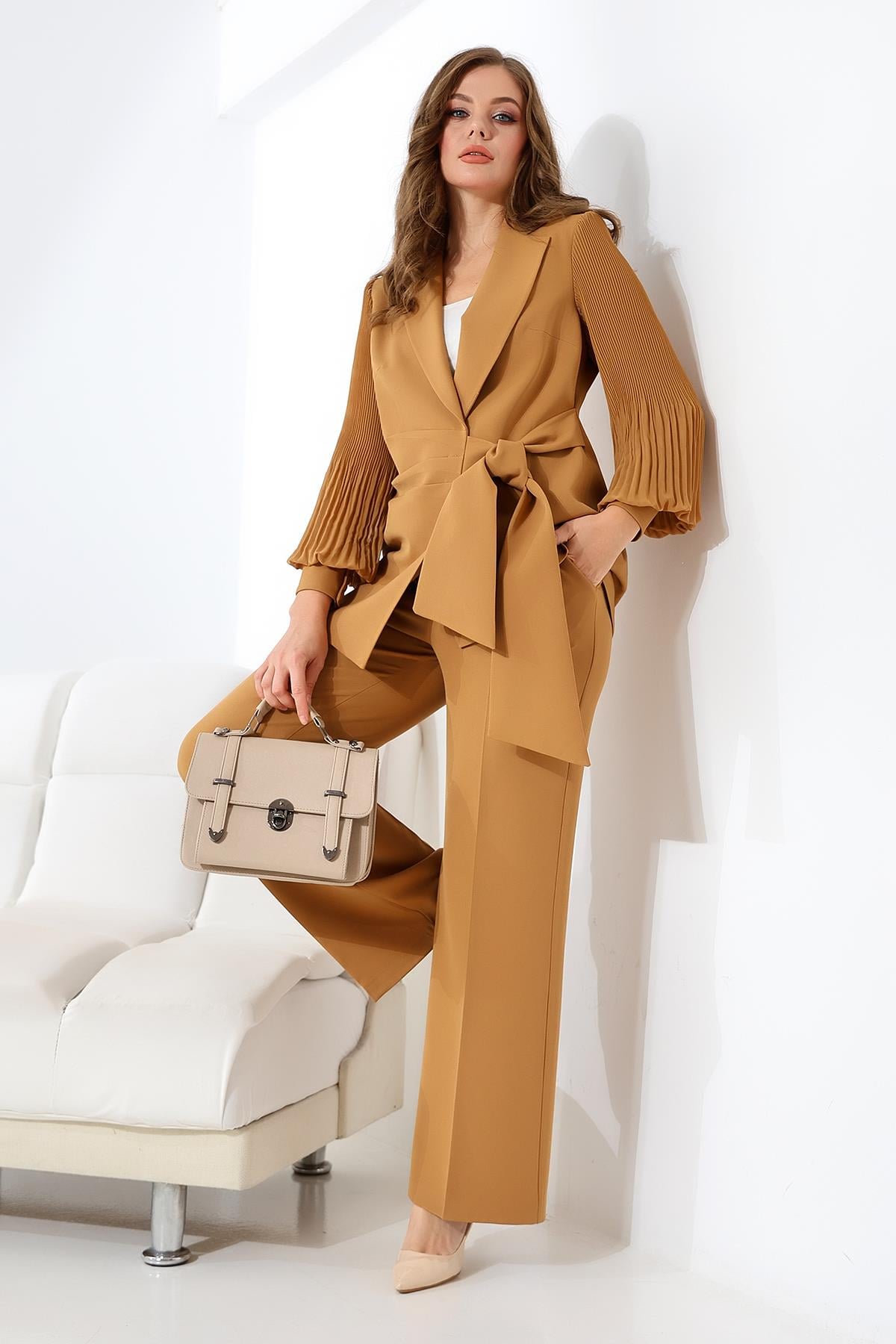 ŞİFON KOLLU İKİLİ BLAZER TAKIM