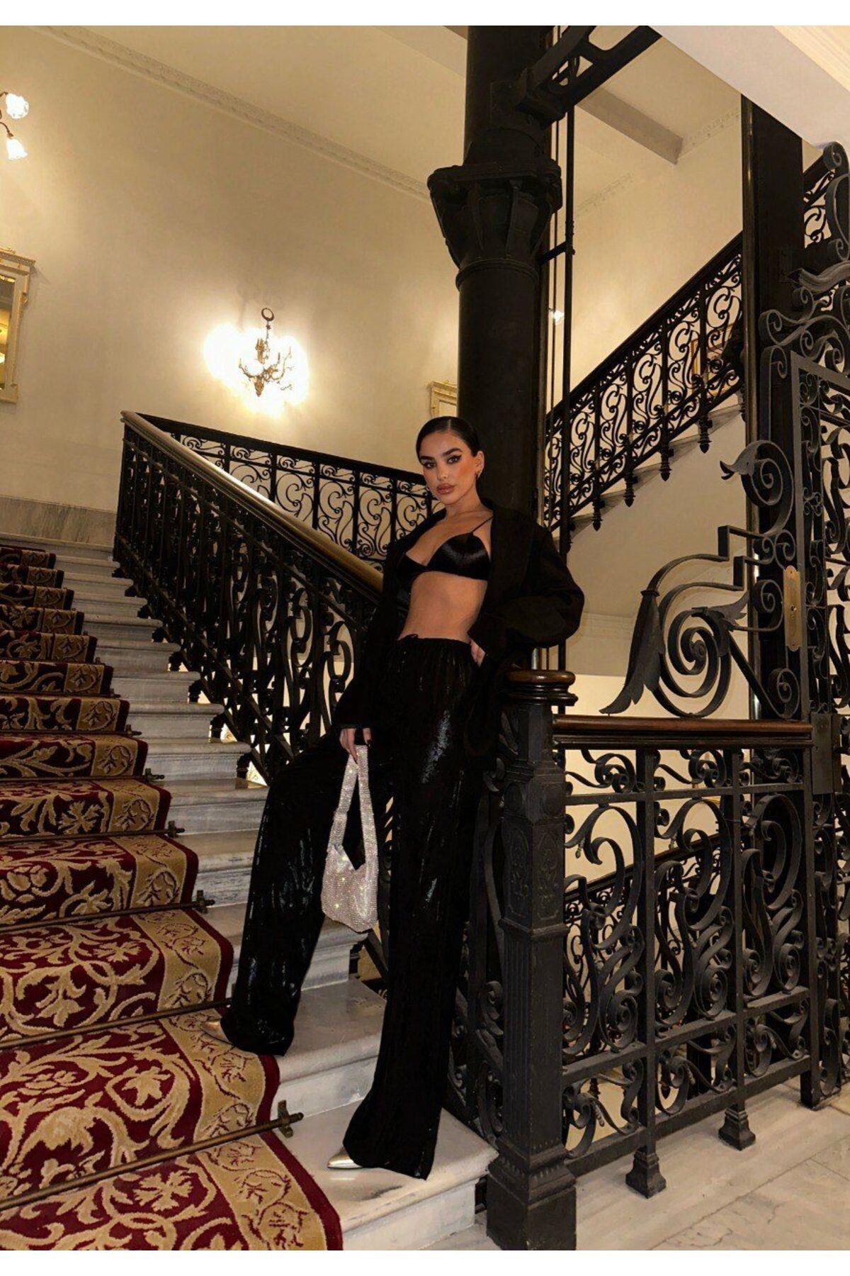 TREND MODEL VARAK BASKILI PANTOLON