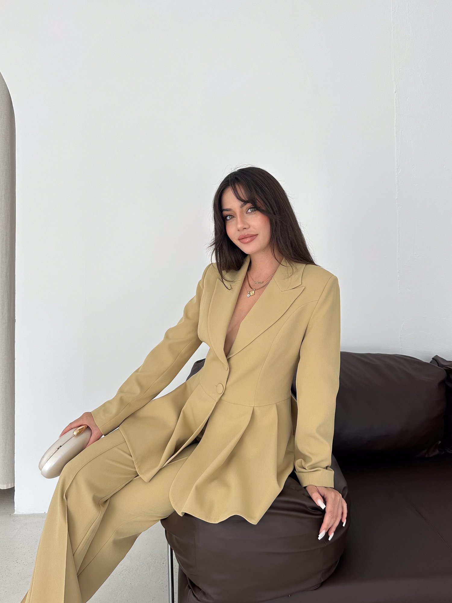 Volanlı Blazer İkili Pantolonlu Takım