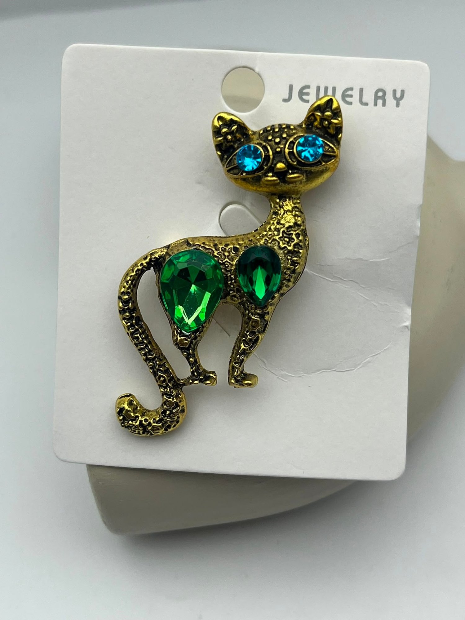 26brs80 - VİP yesil tasli kedi broş 