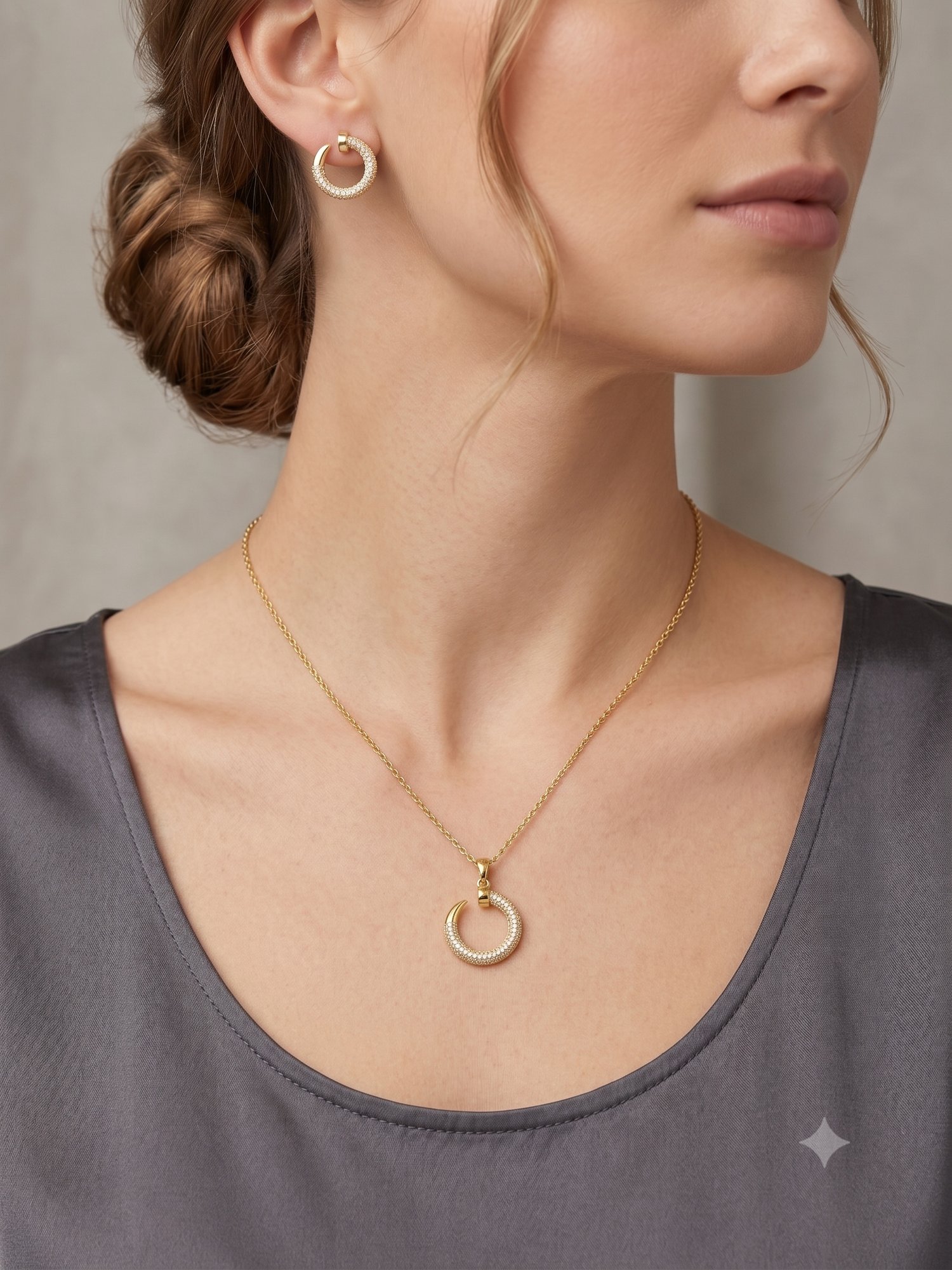26kly120-Parlak Taşlı Gold Kolye