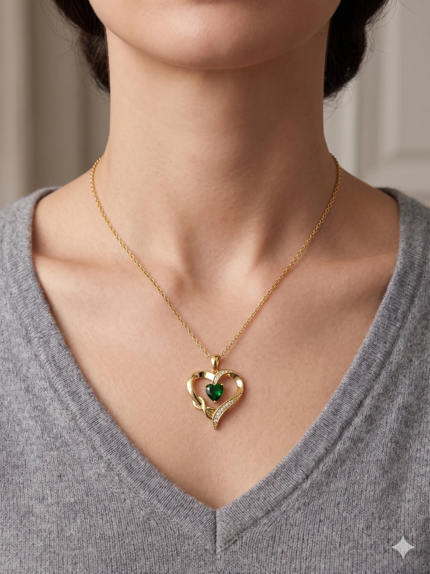 26kly32 - Çelik Emerald Heart Kolye