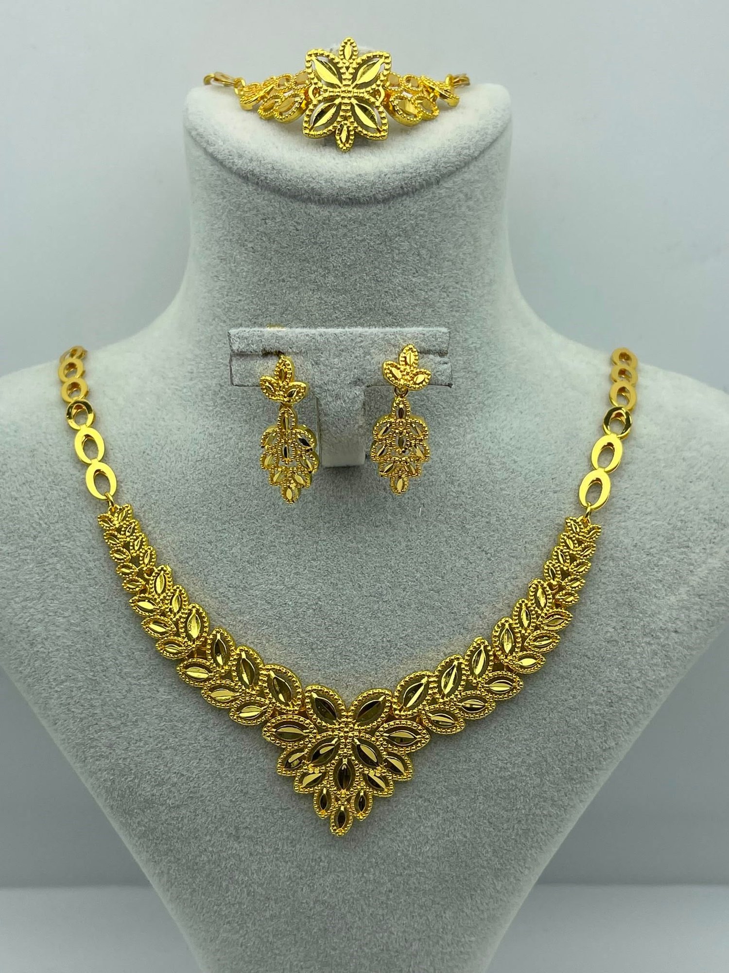 Altın Kaplama Defne Buketi Set 26_22ks35