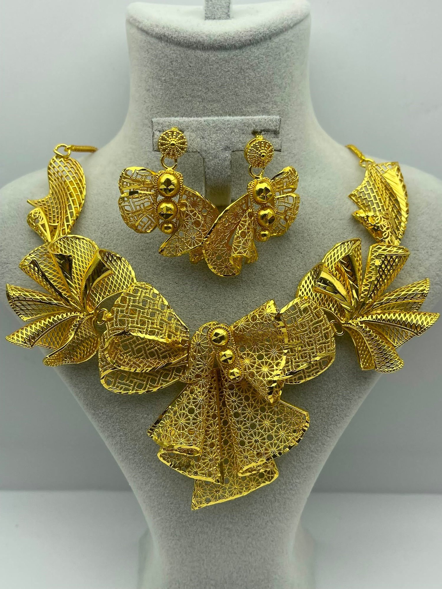Altın Kaplama Sultan Danteli Set 26_22ks25