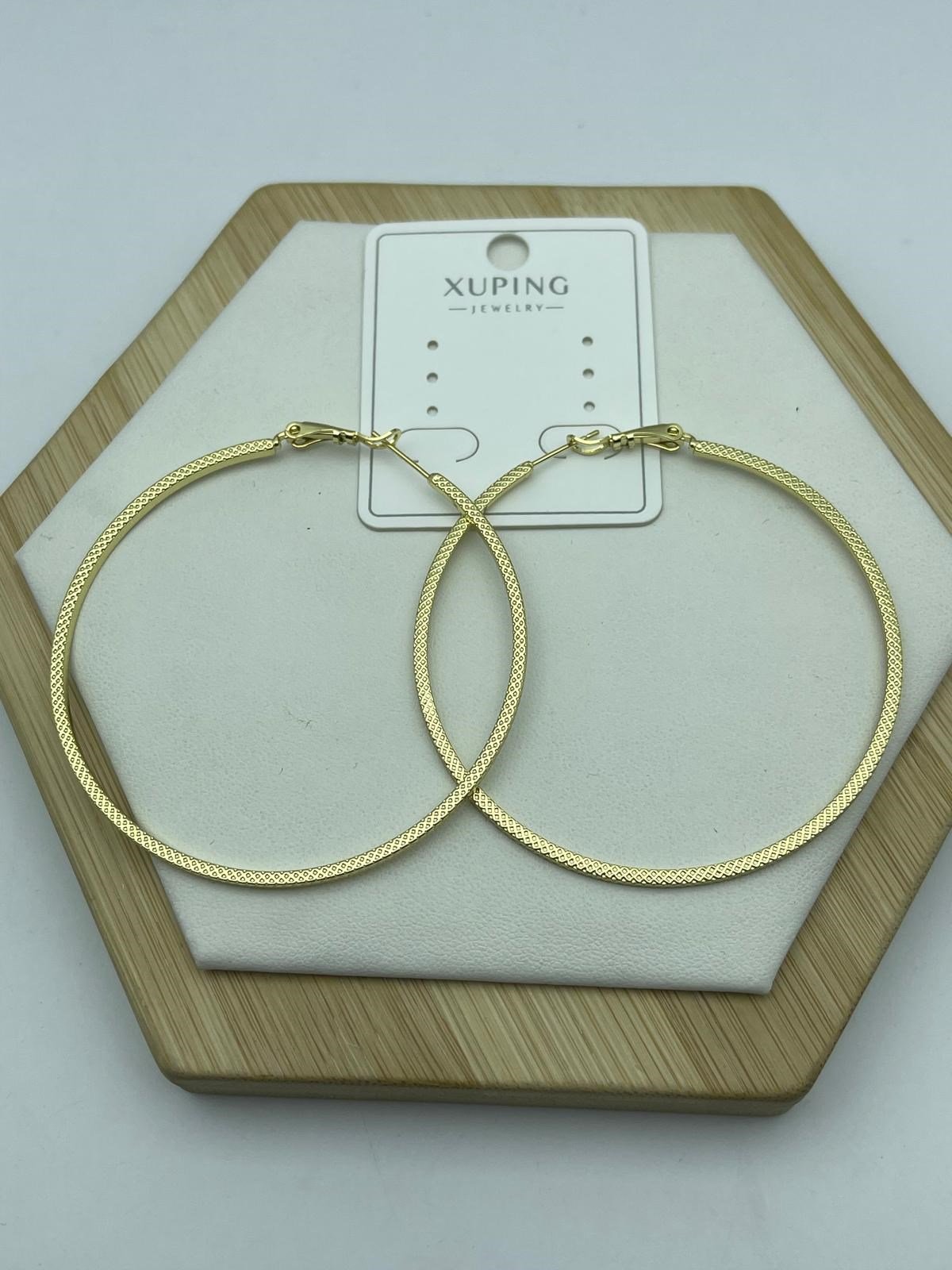 büyük halka çapraz desenli xuping gold küpe 26xpkp61