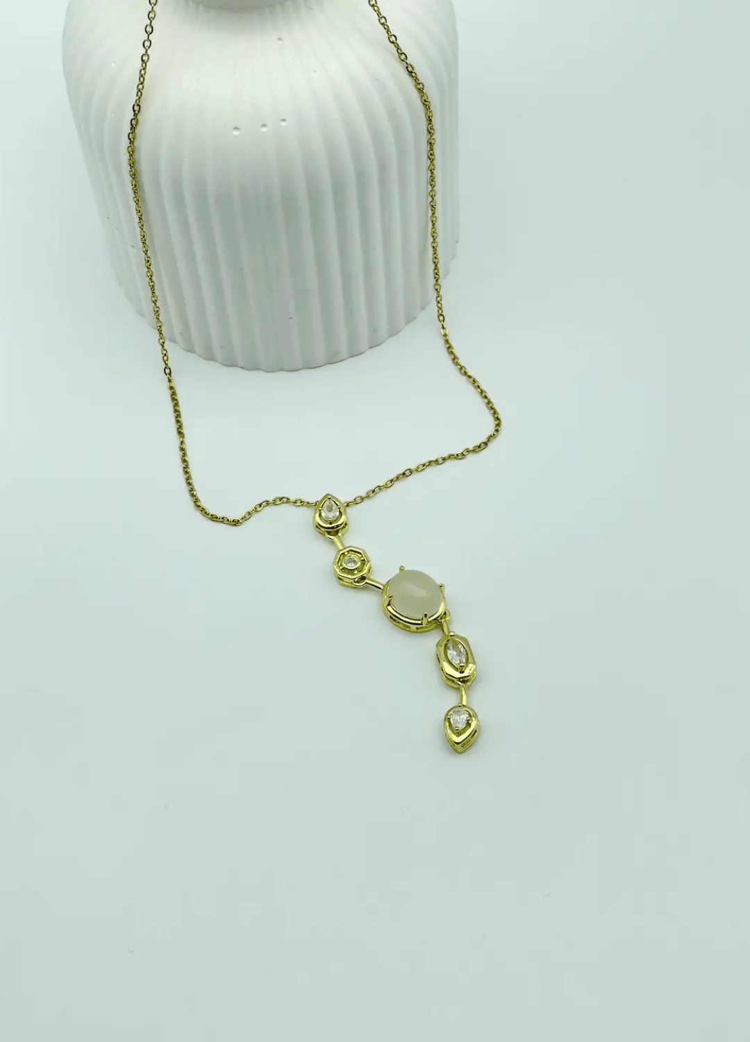 Çelik Gold Beyaz Taş Y Kolye - 25-clkk135