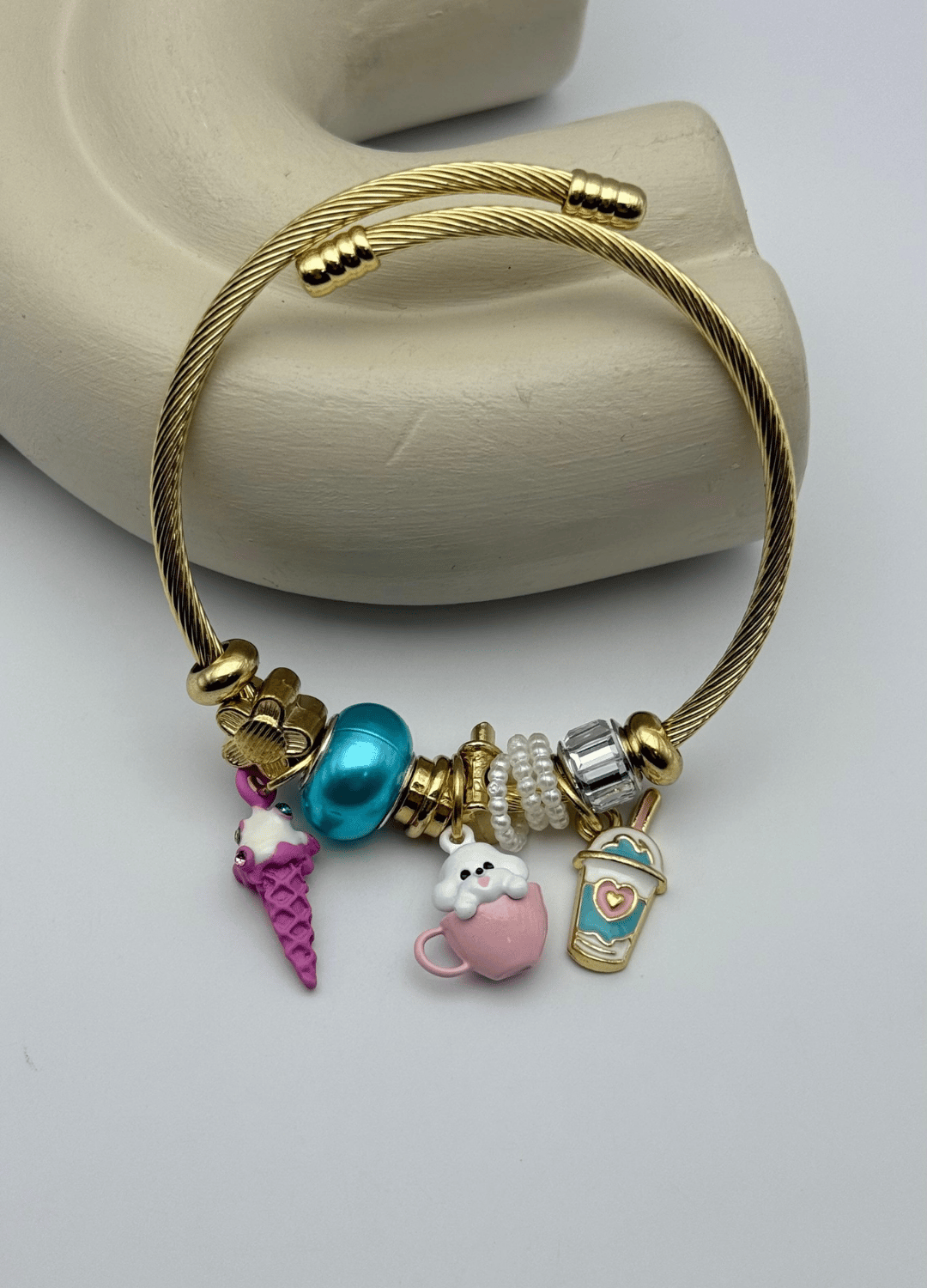Çelik Gold Sevimli Charmlı Pandora Bileklik - 26blk29