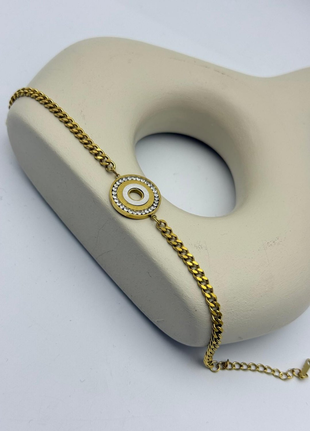 Çelik Gold Yuvarlak Taşlı Bileklik - 26blk03