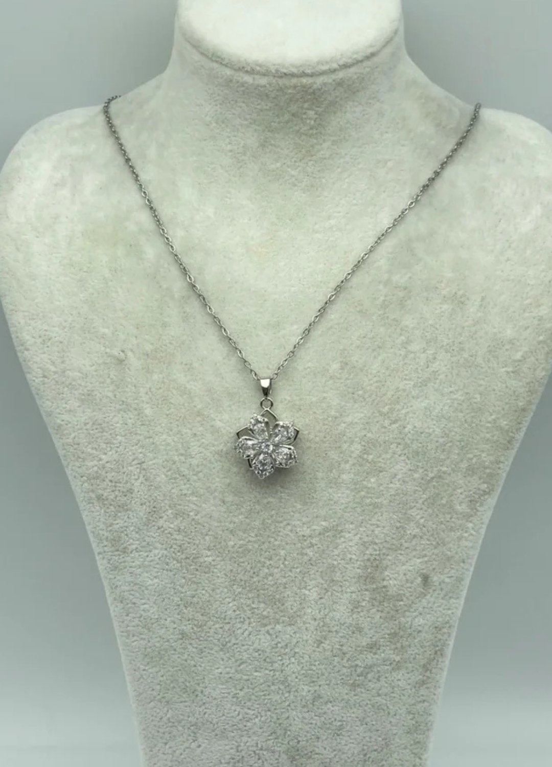 Çelik Silver Dönen Kolye - 25-ctr115