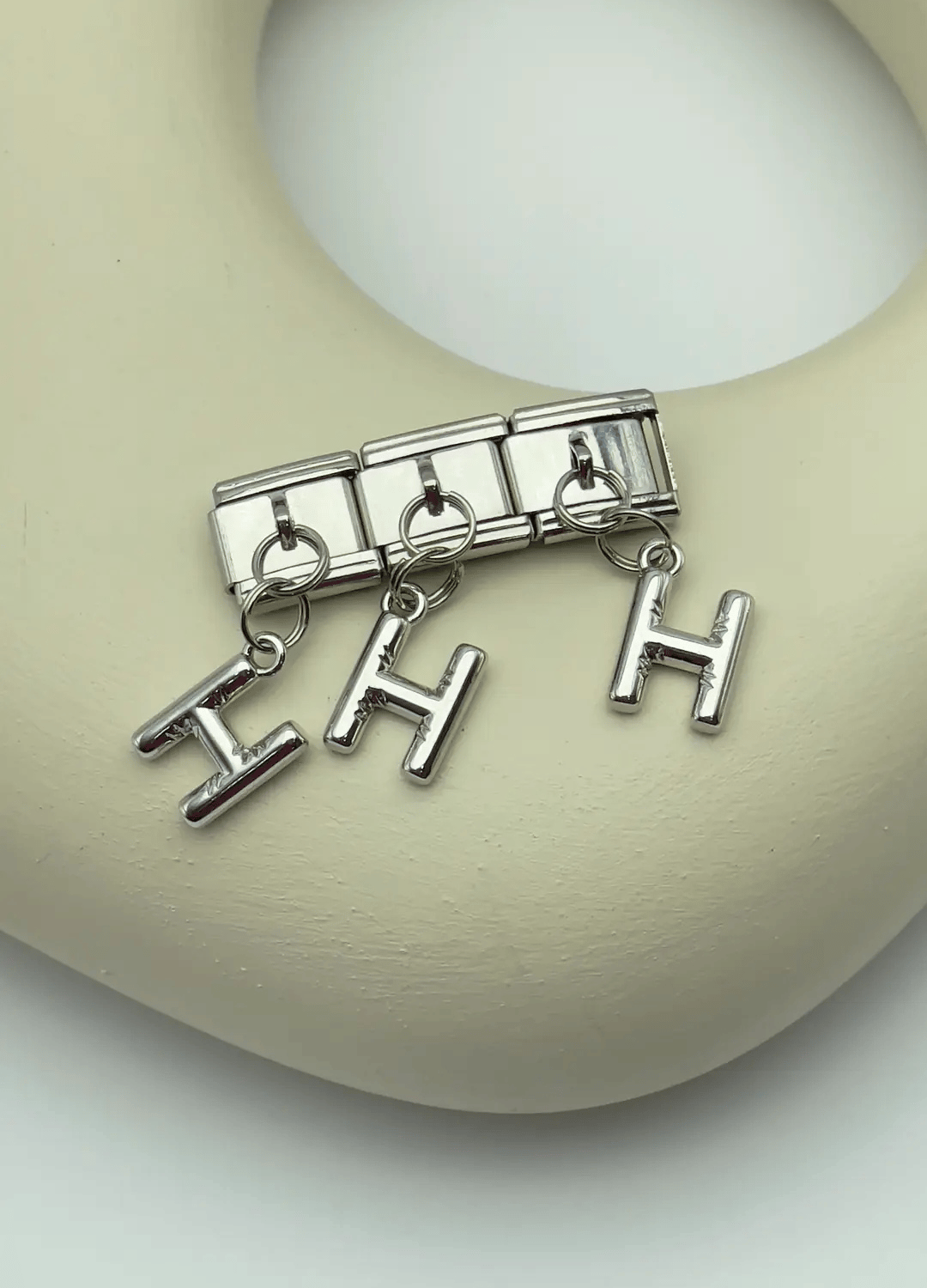 Çelik Silver Harfli Nomi Charm