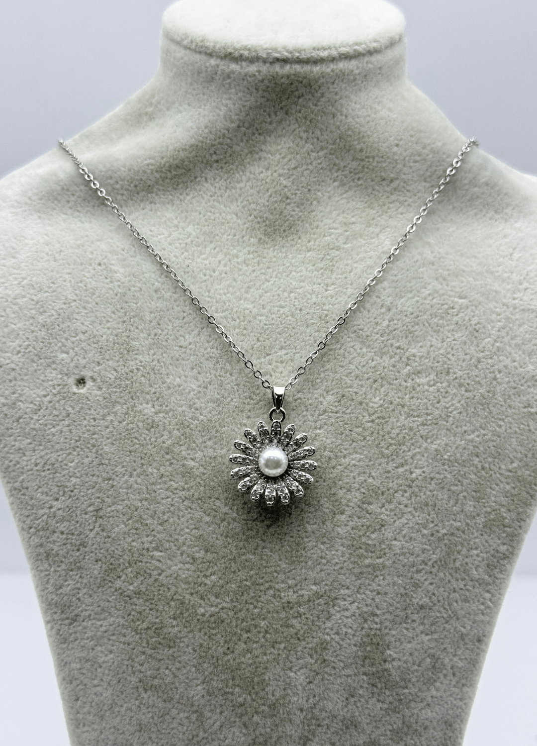 Çelik Silver Taşlı İncili Çiçek Kolye - 25ctr409