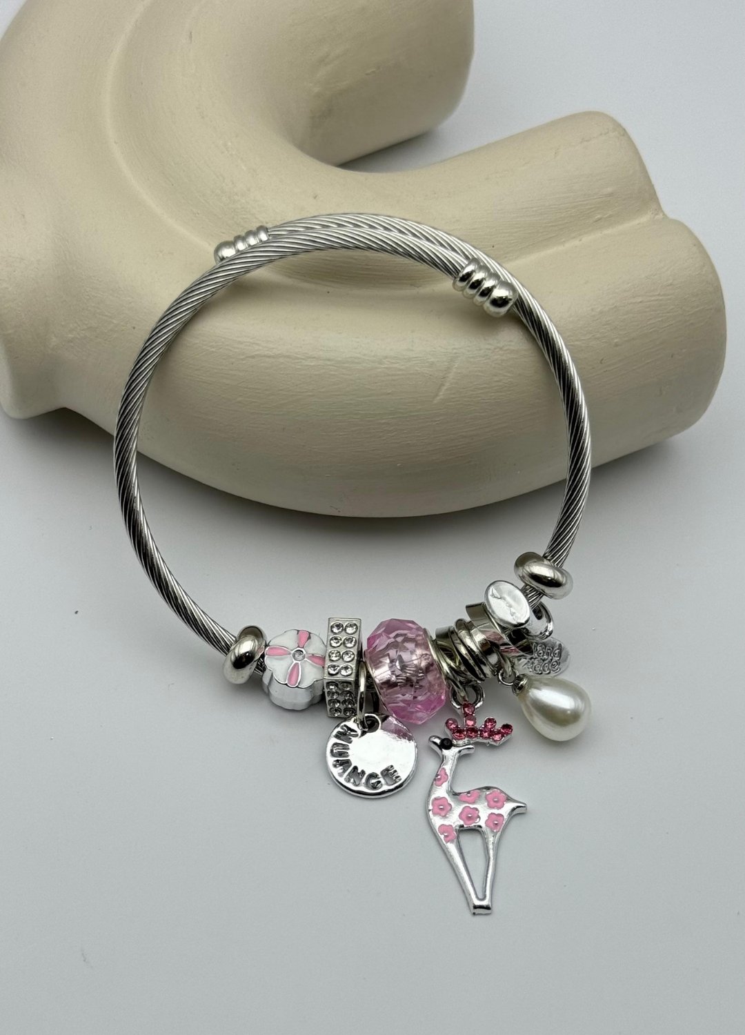 Çelik Silver Taşlı Pembe Geyik Charmlı Pandora Bileklik - 26blk64