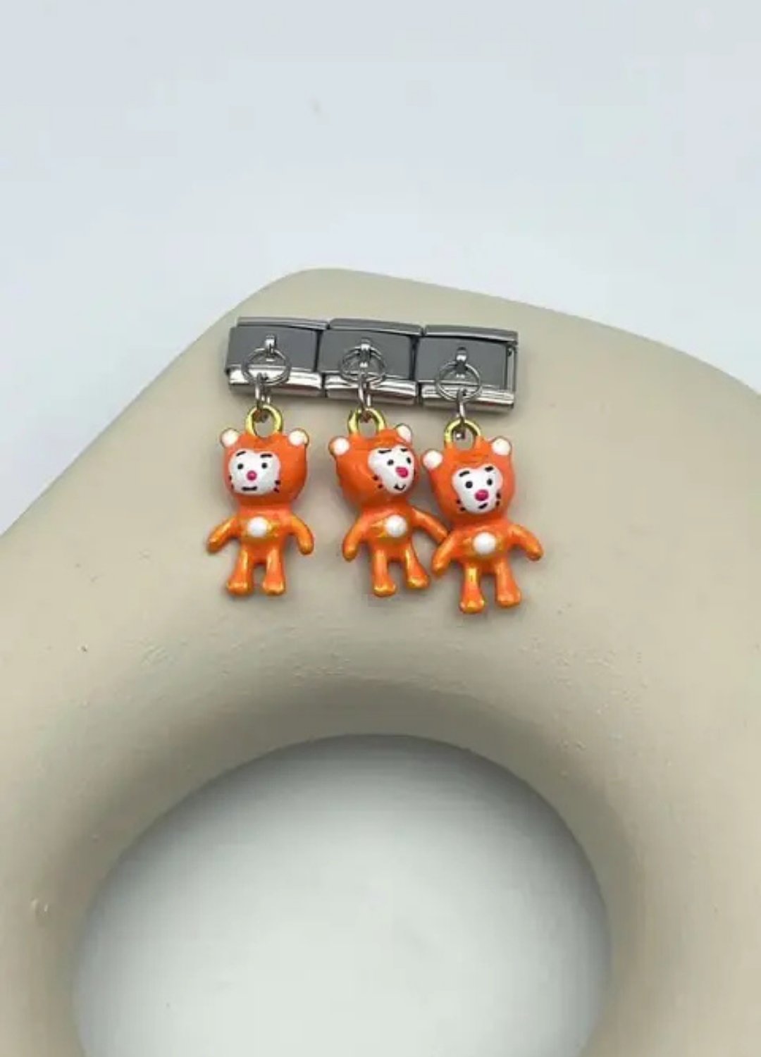 Nomi Charm