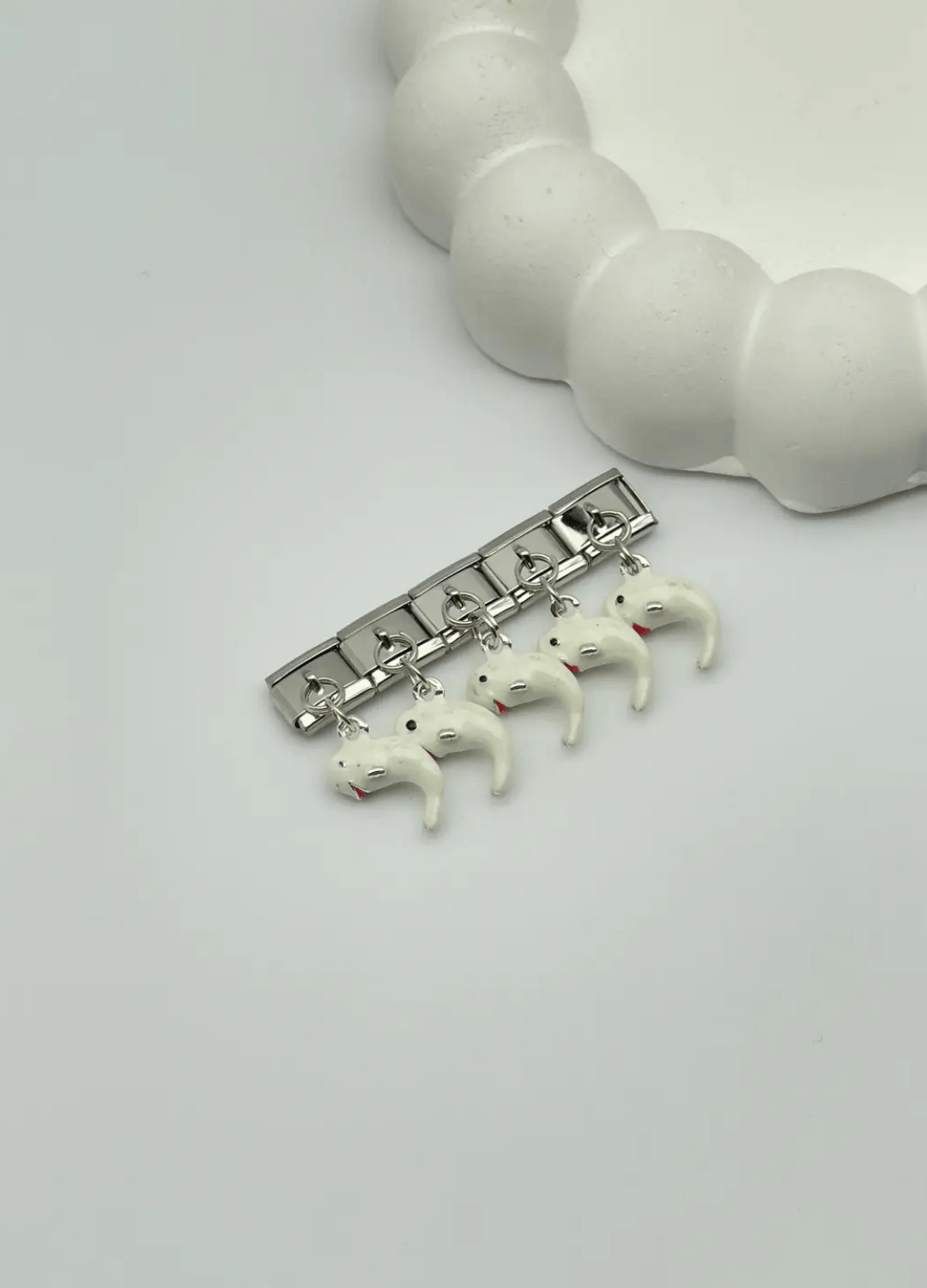Sallantılı Nomi Charm