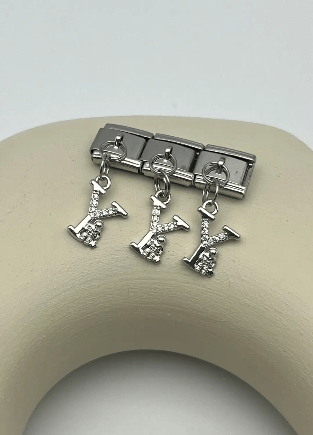 Silver Nomi A Harfli Charm - 25-chrmn162