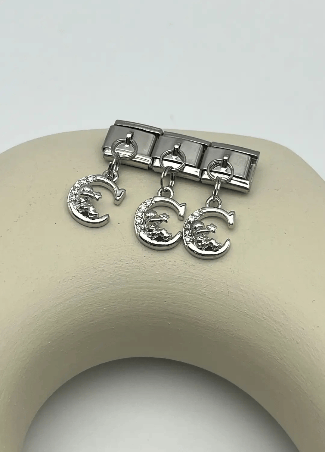 Silver Nomi A Harfli Charm - 25-chrmn162