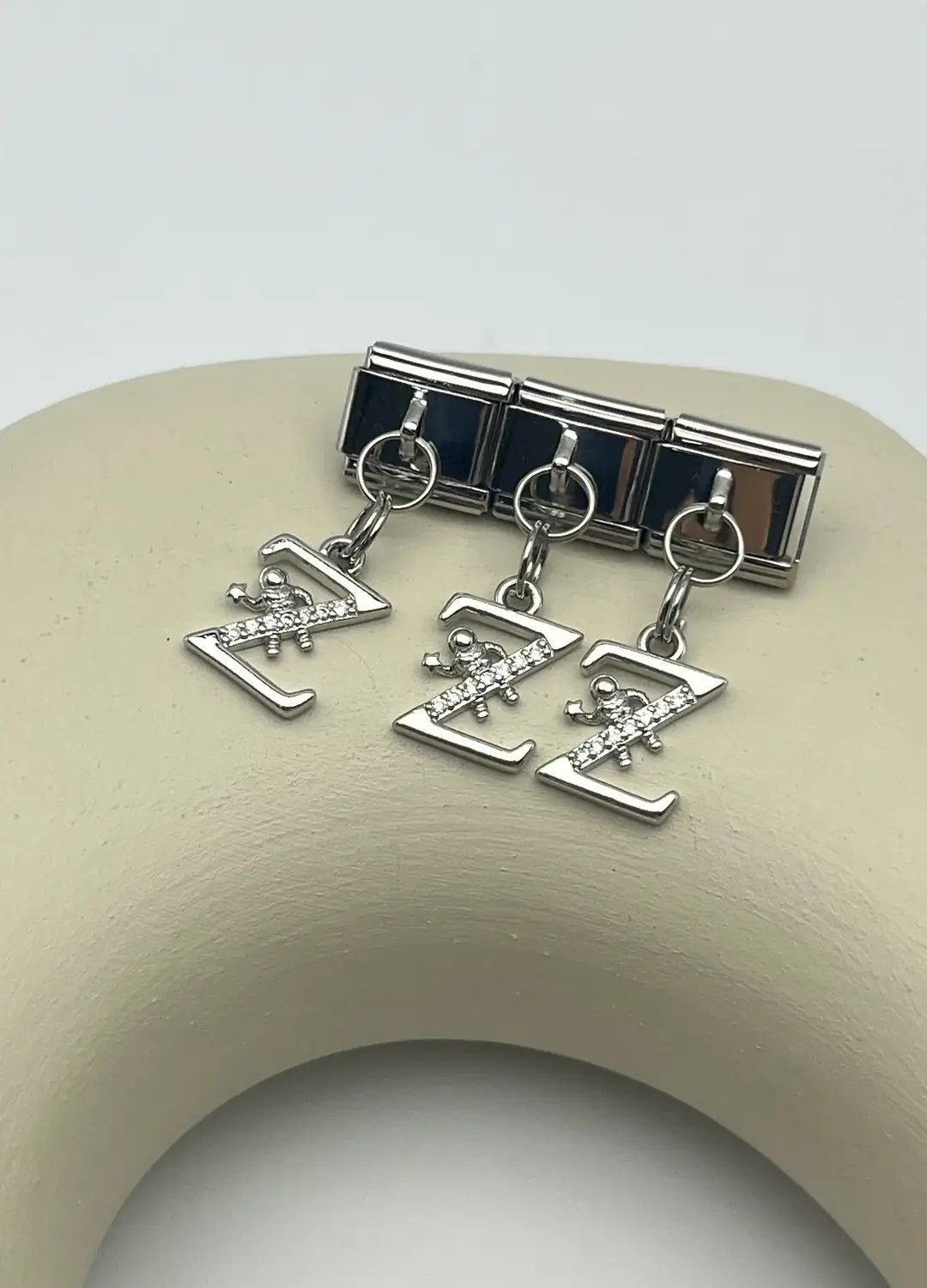 Silver Nomi A Harfli Charm - 25-chrmn162