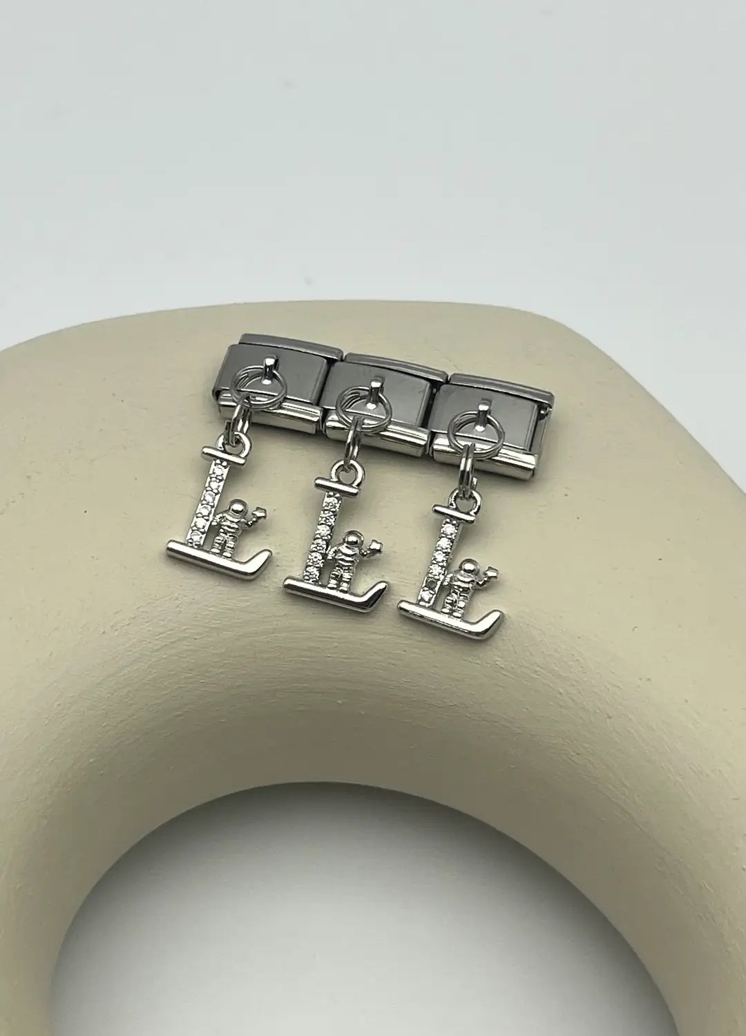 Silver Nomi A Harfli Charm - 25-chrmn162