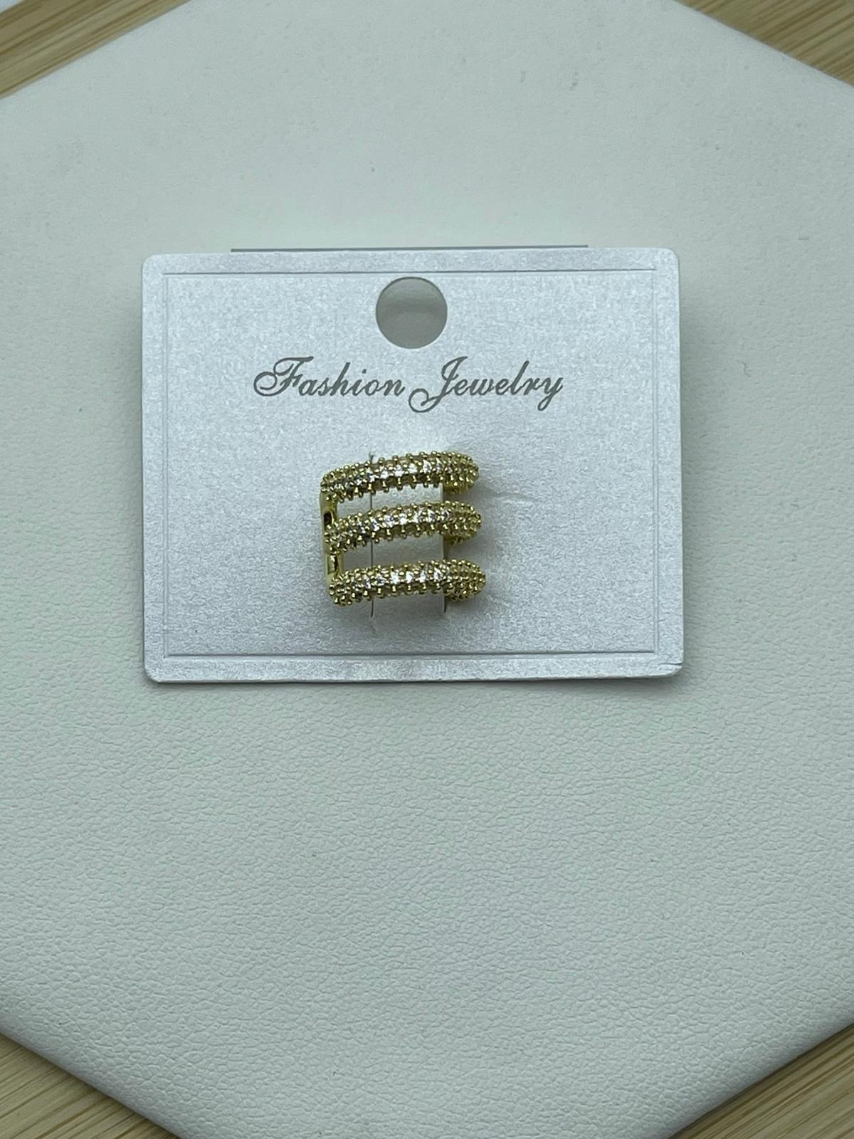Taşlı Üç Sıra Gold VIP Ear Cuff
