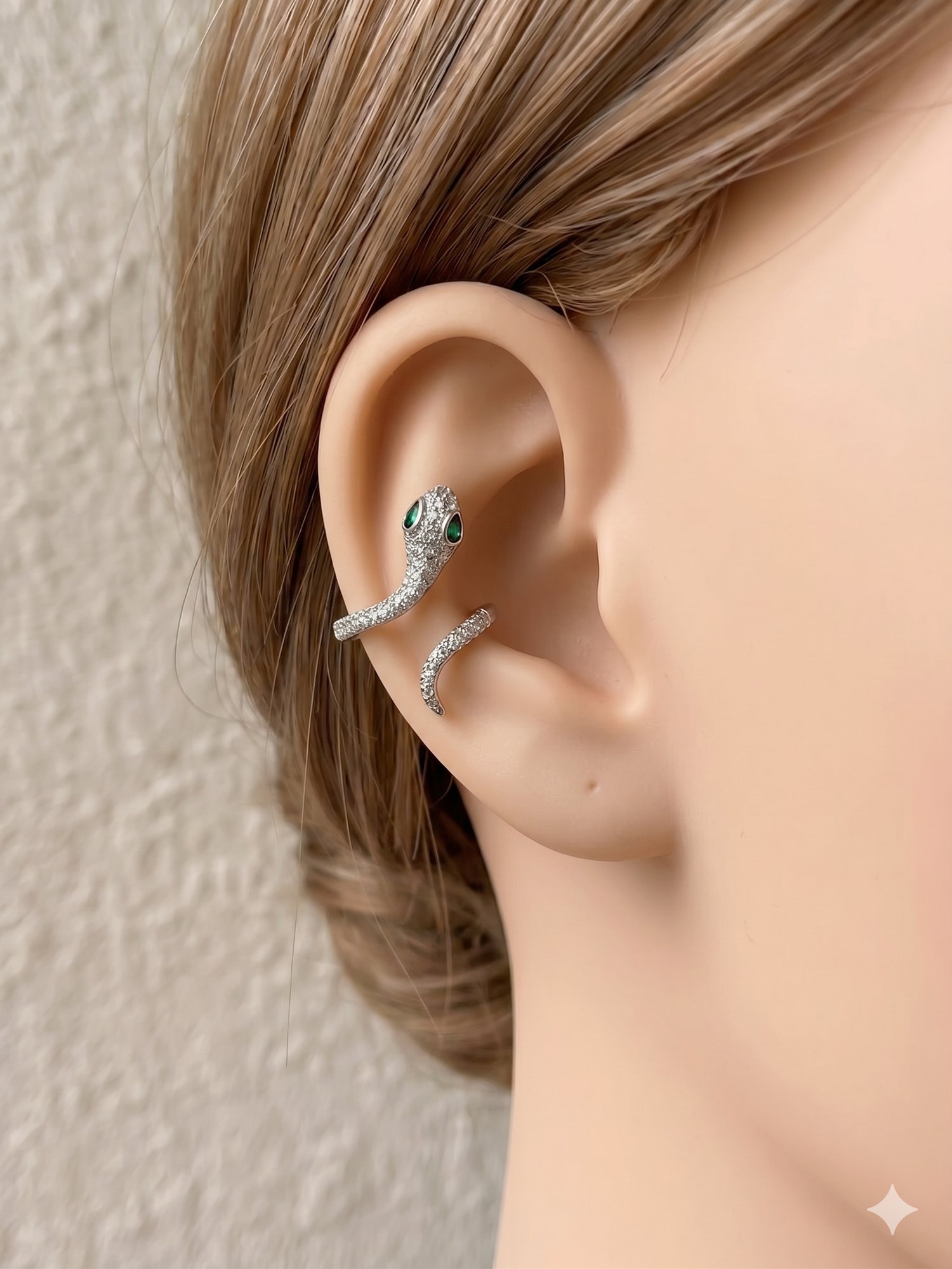 Taşlı Yılan Silver VIP Ear Cuff