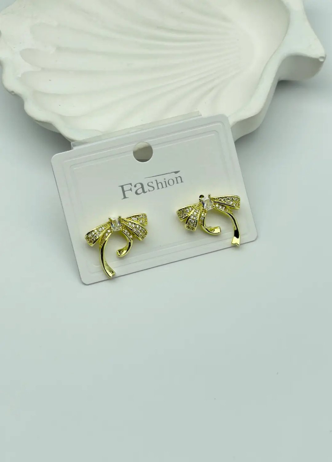 Vip Gold Taşlı Fiyonk Küpe - 25-vip94