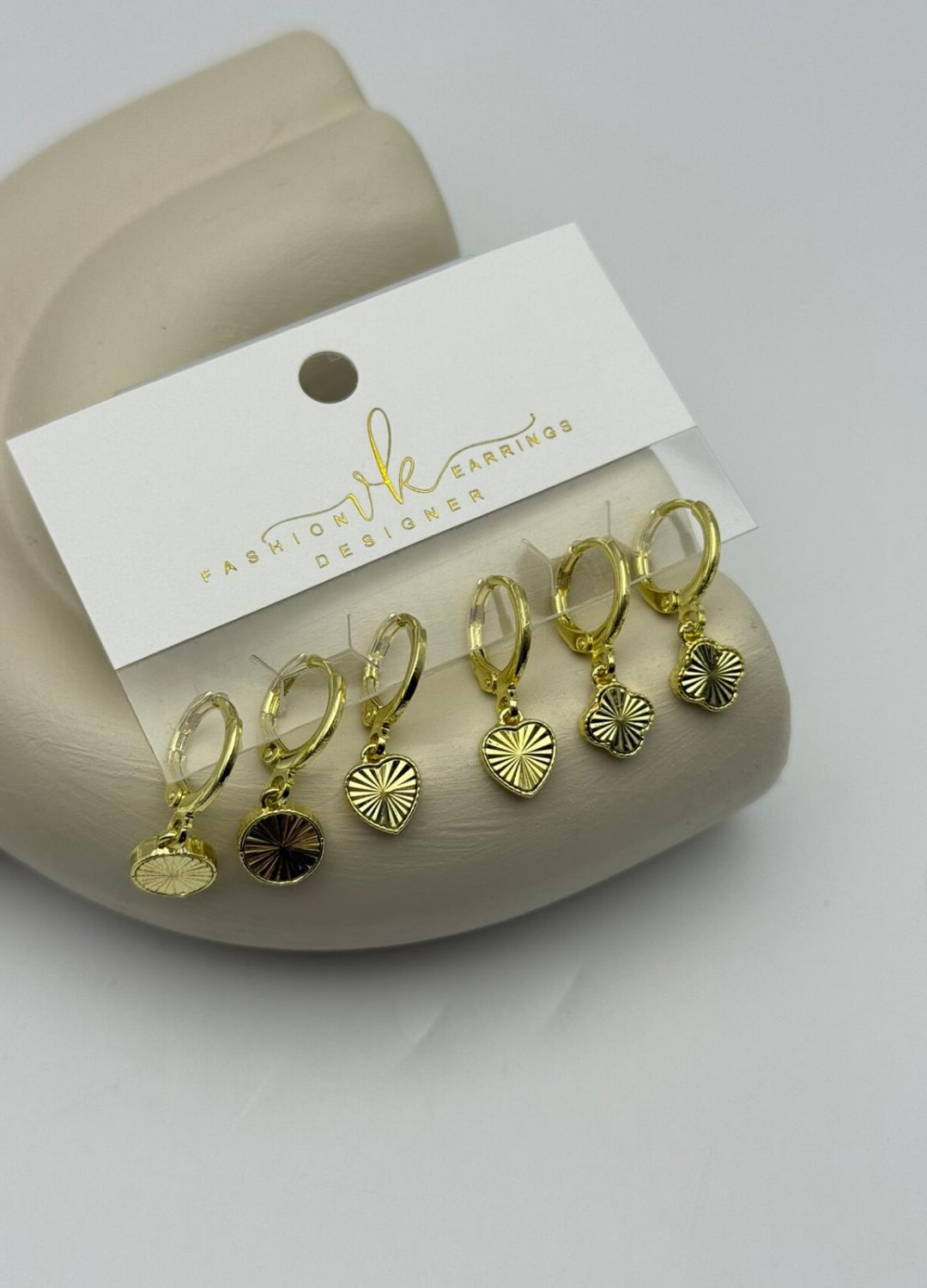 Vip Gold Yuvarlak Yonca Kalp 6'lı Küpe - 26vipkp51