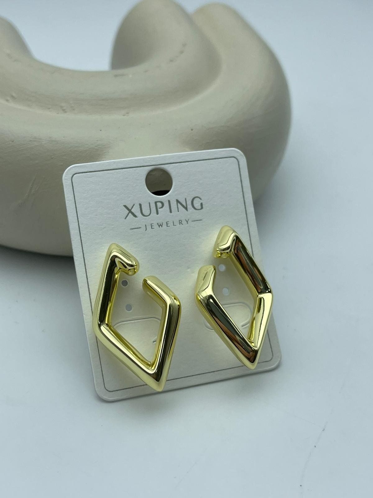 Xuping Baklava Model Gold Çelik Küpe - 26xpkp30
