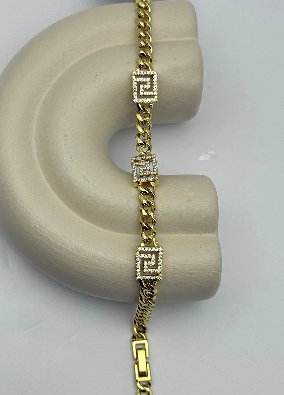 Xuping Gold Kare Motif Bileklik - 25 -xpb56