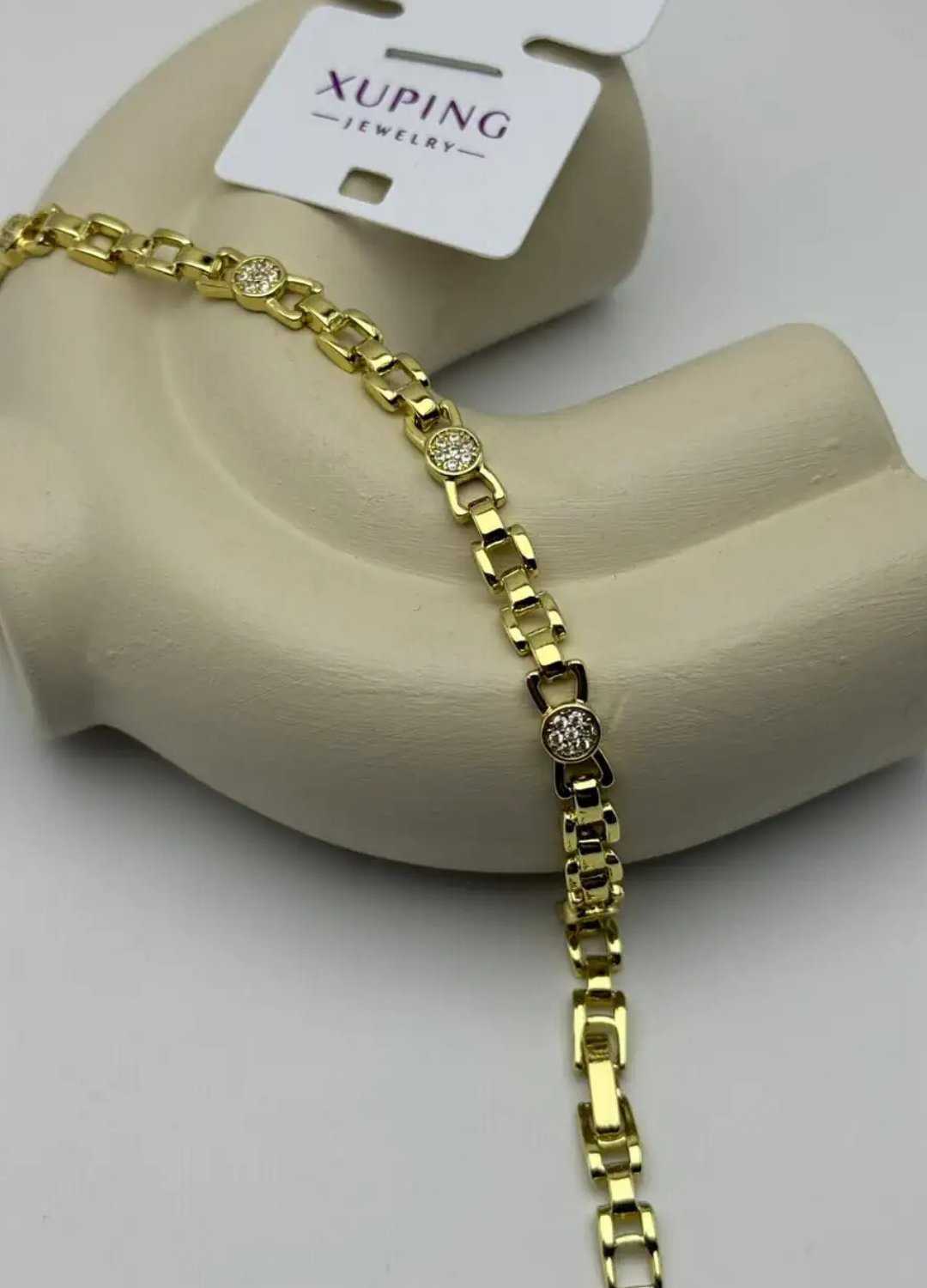 Xuping Gold Taşlı Fiyonk Bileklik 25 -xpb46