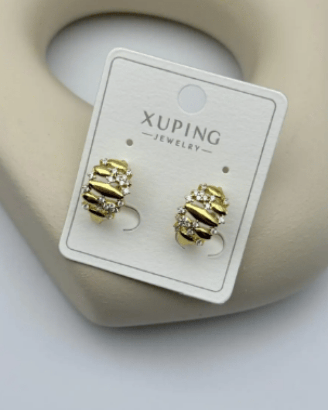Xuping Gold Taşlı Tasarım Küpe 25-xpkp119
