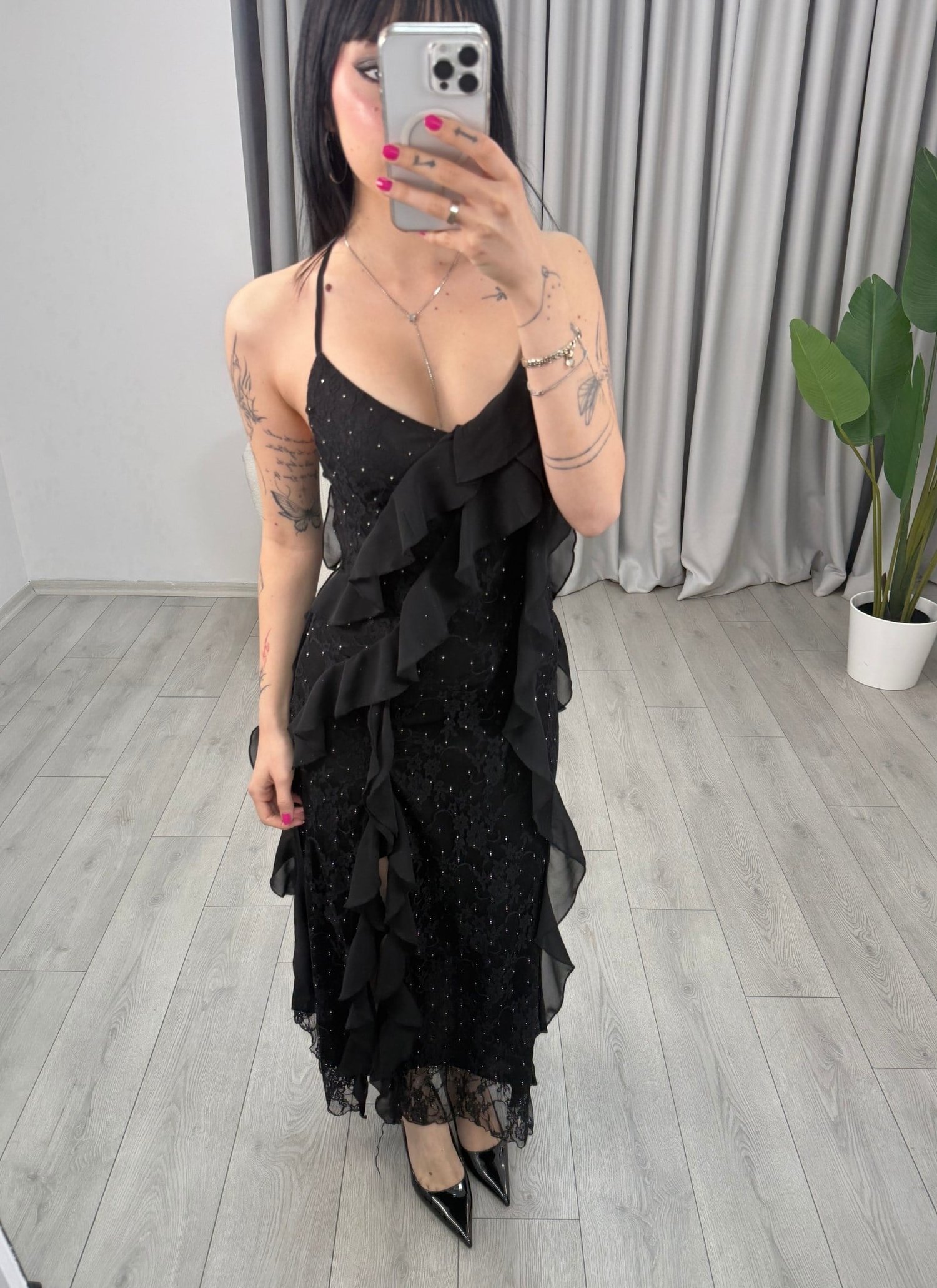  Alira Elbise Siyah