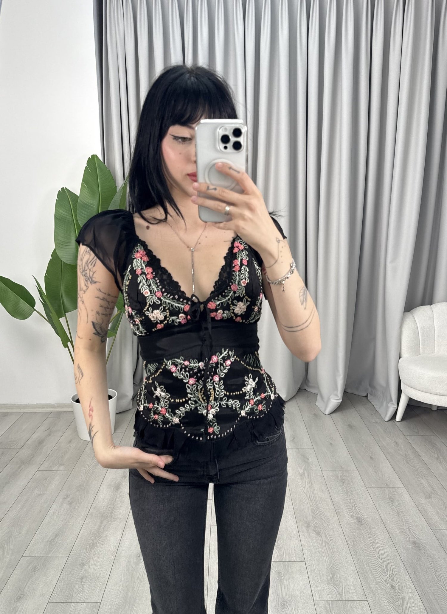 Candy İşlemeli Bluz