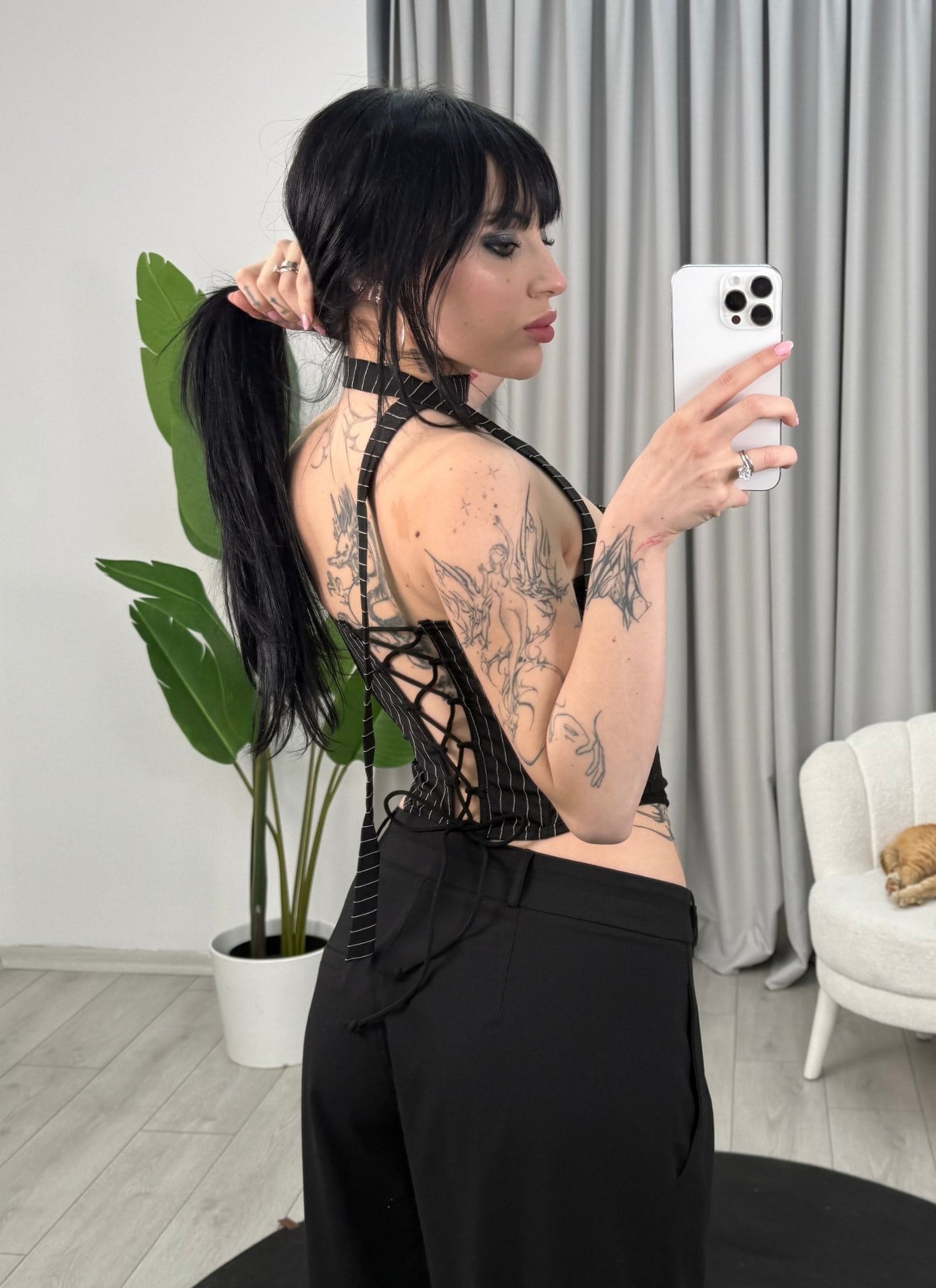 Nia Korse Siyah