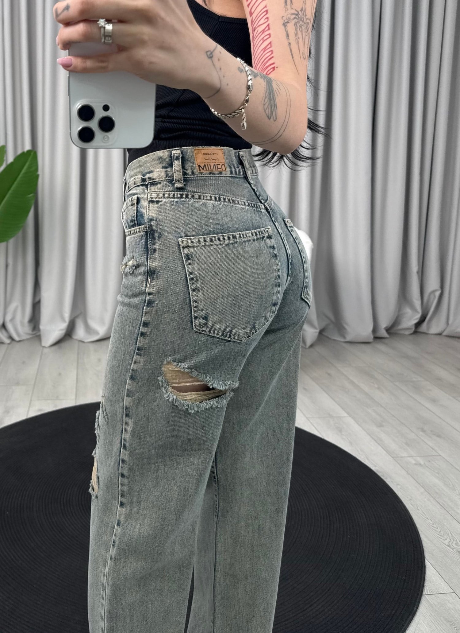 Nora Jean Mavi