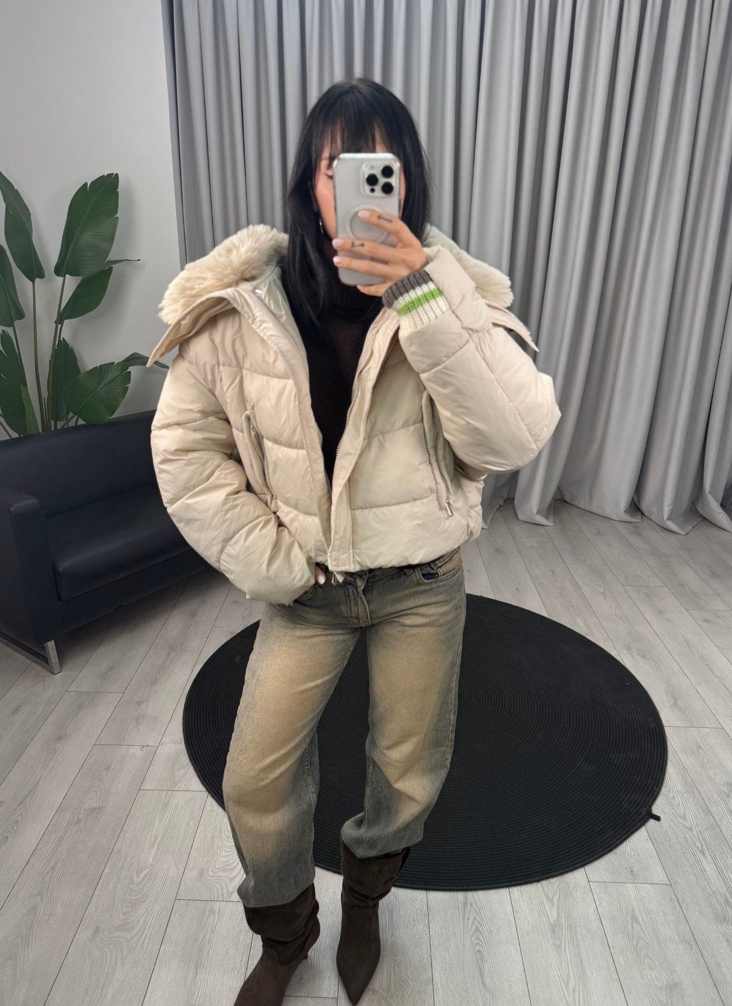 Sasha Mont Bej