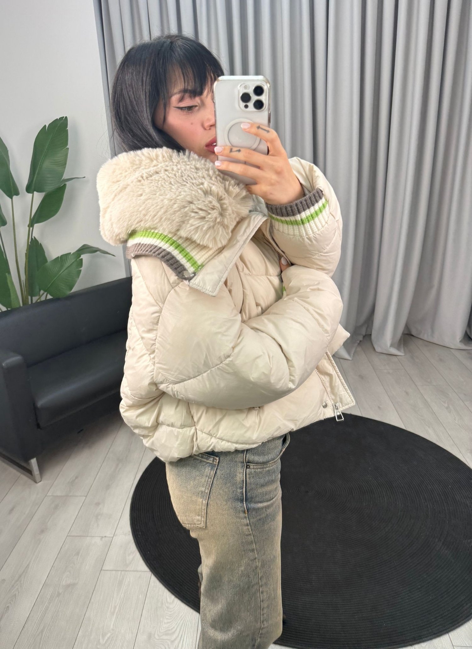 Sasha Mont Bej