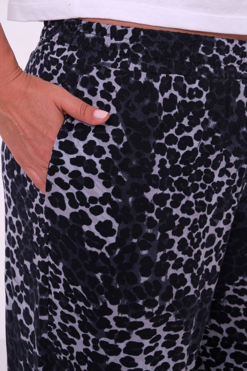 Siyah Leopar Desenli Likralı Penye Şalvar Pantolon