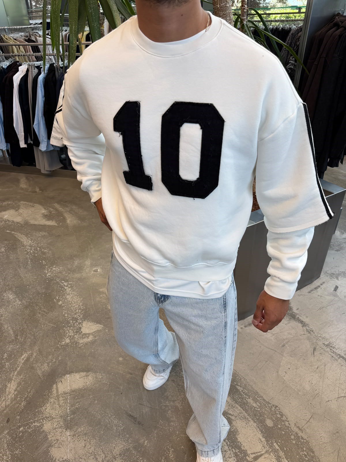 Beyaz 10 Numara Parçalı Sweat ES10