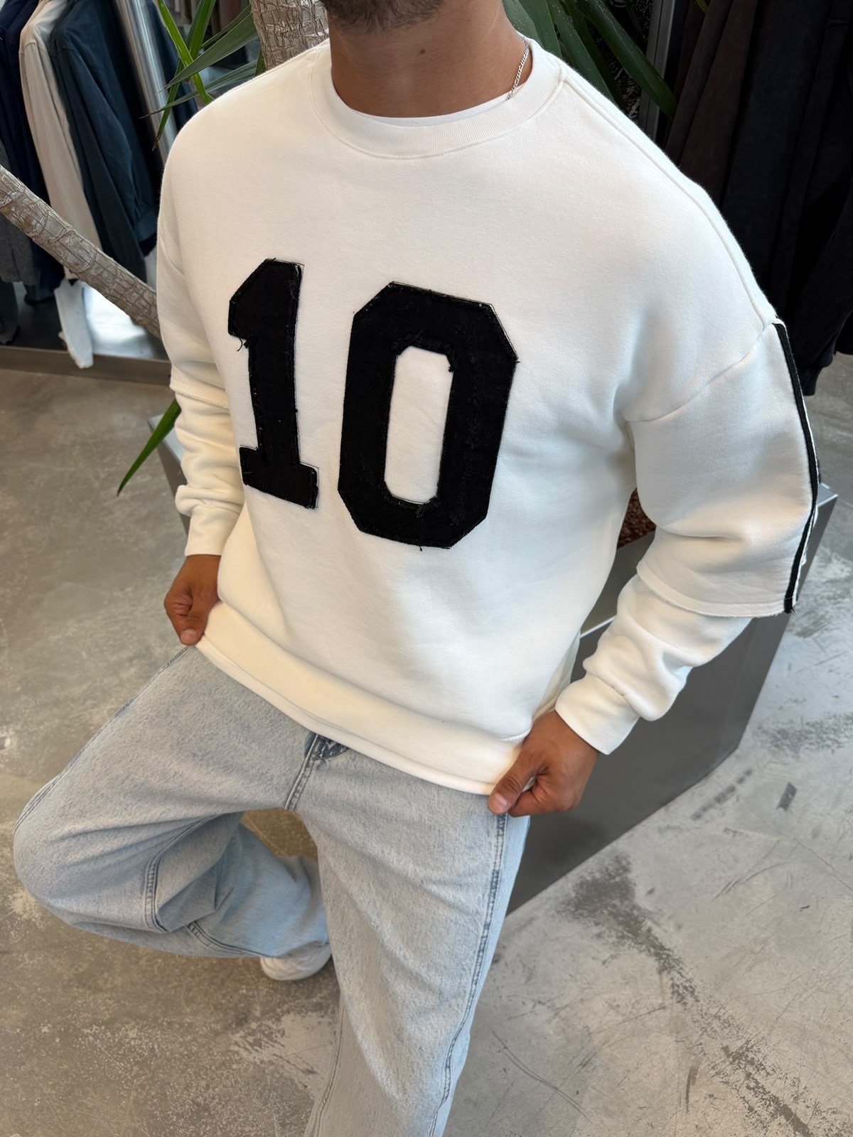 Beyaz 10 Numara Parçalı Sweat ES10