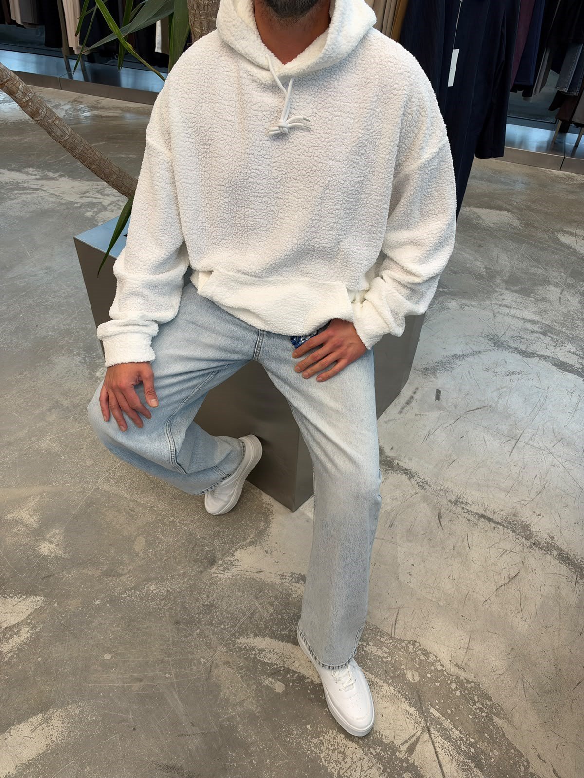 Beyaz TP Peluş Sweat