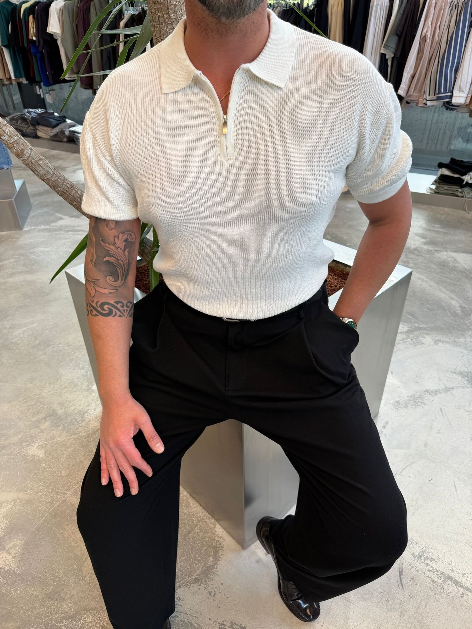 Beyaz Triko Kumaş Yakalı T-Shirt -SPF18336