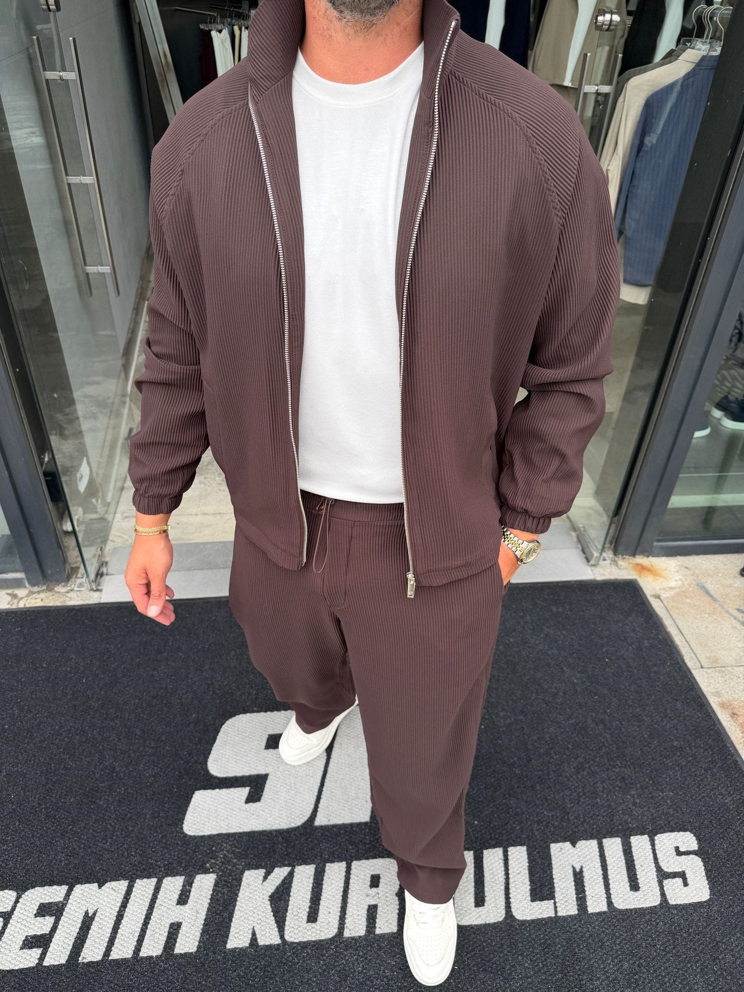 Kahverengi Fitilli Fermuarlı Takım MR2858