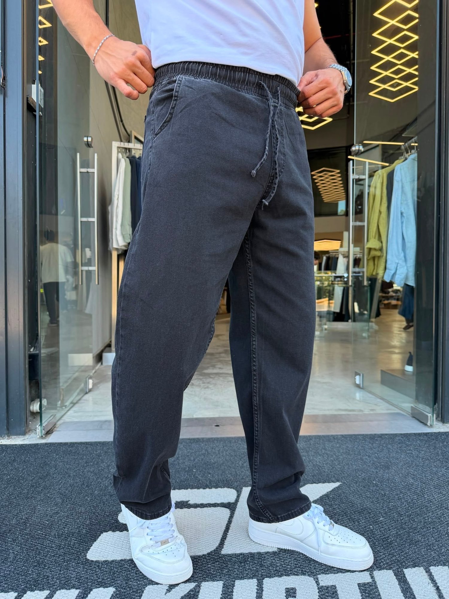 Siyah ıkamalı İnce Gabardin Kot Pantolon WE848