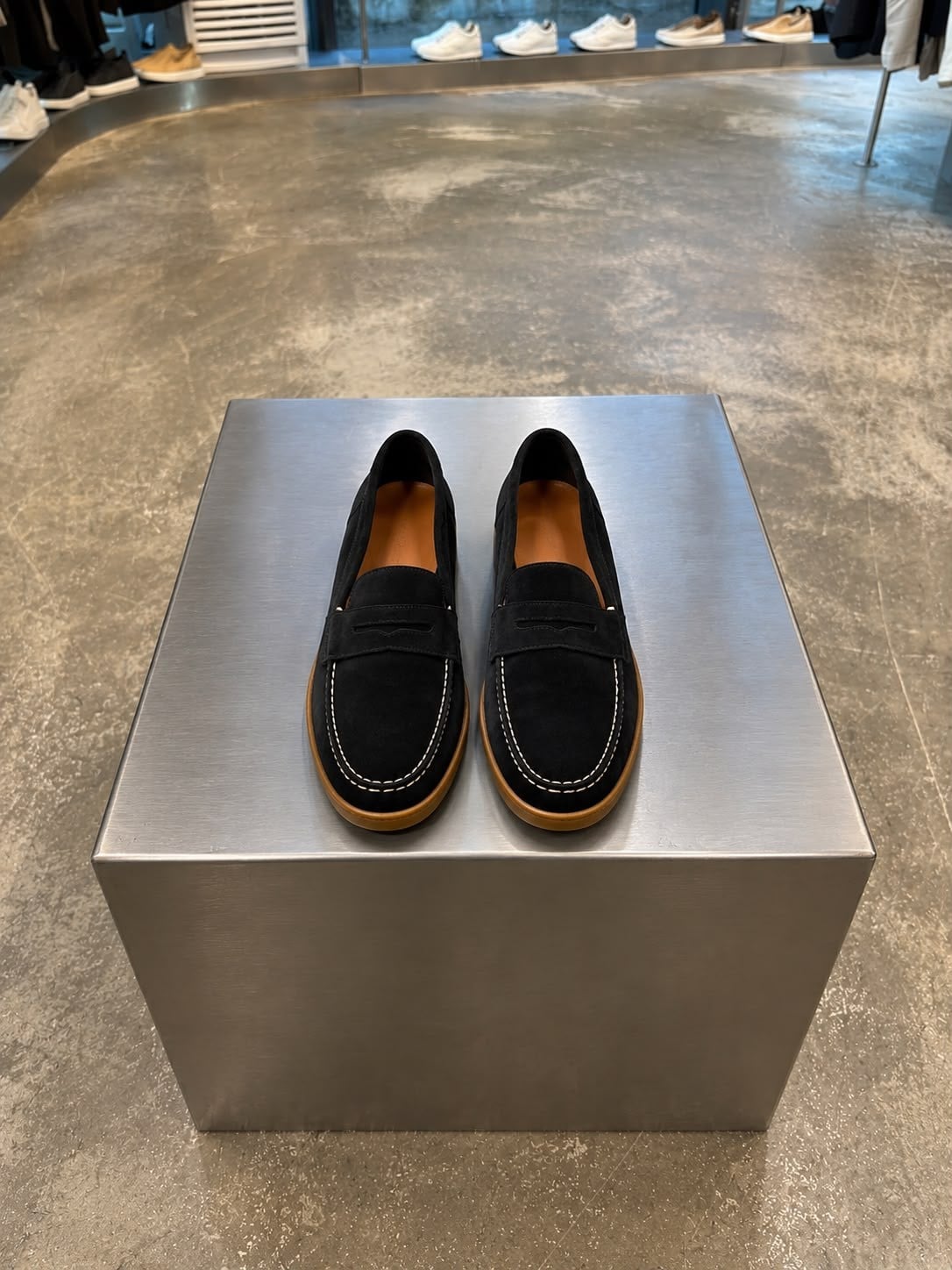 Siyah Kontrast Dikişli Loafer