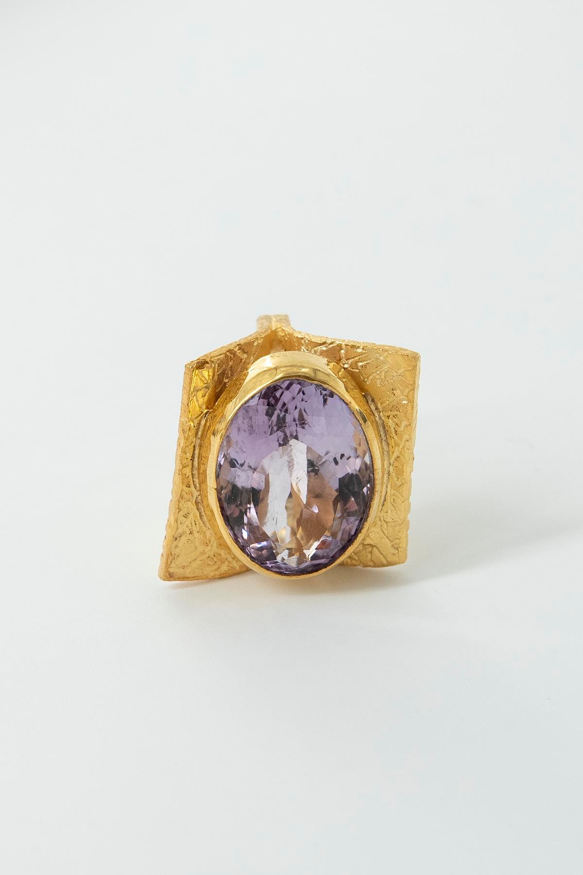 Amethyst 17.20 ct 17.90 gr