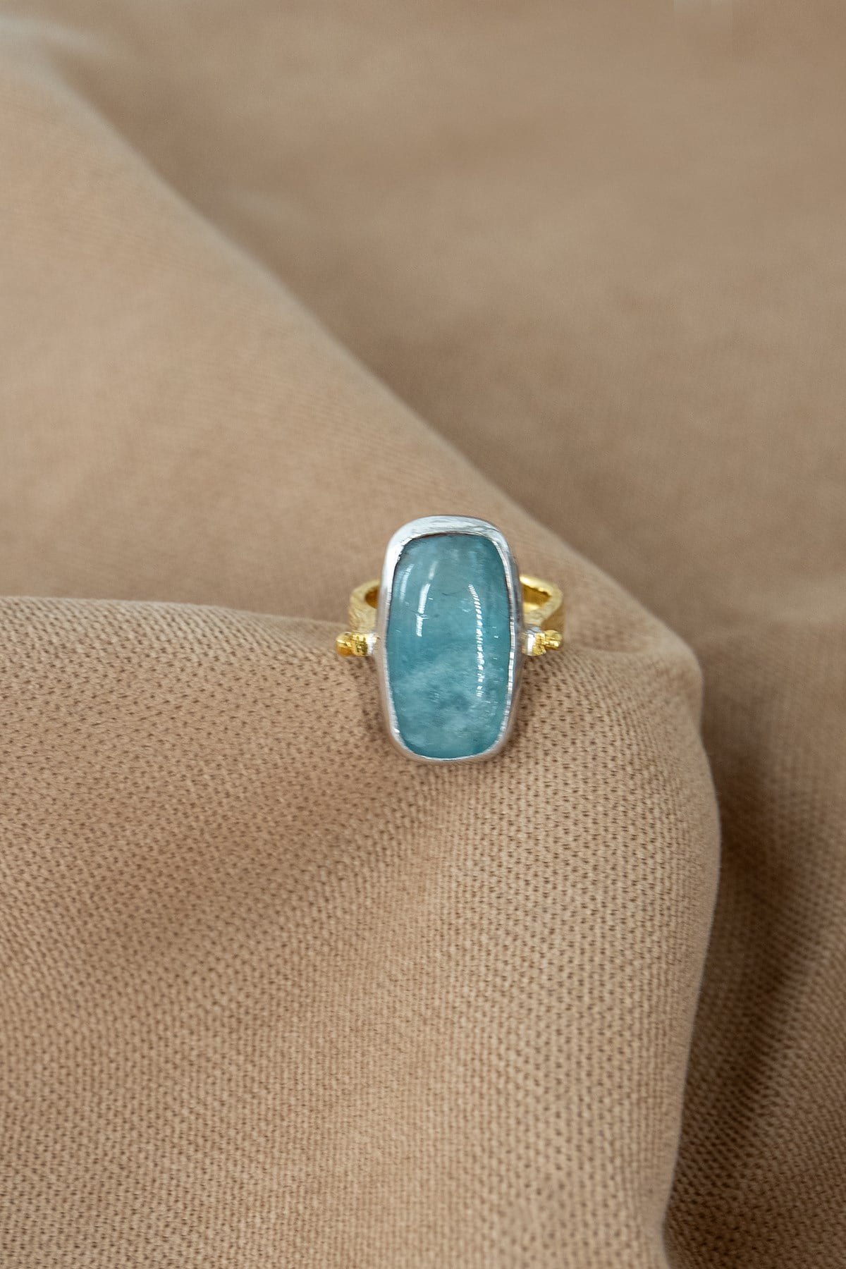 Aquamarin Taşlı Gümüş Yüzük