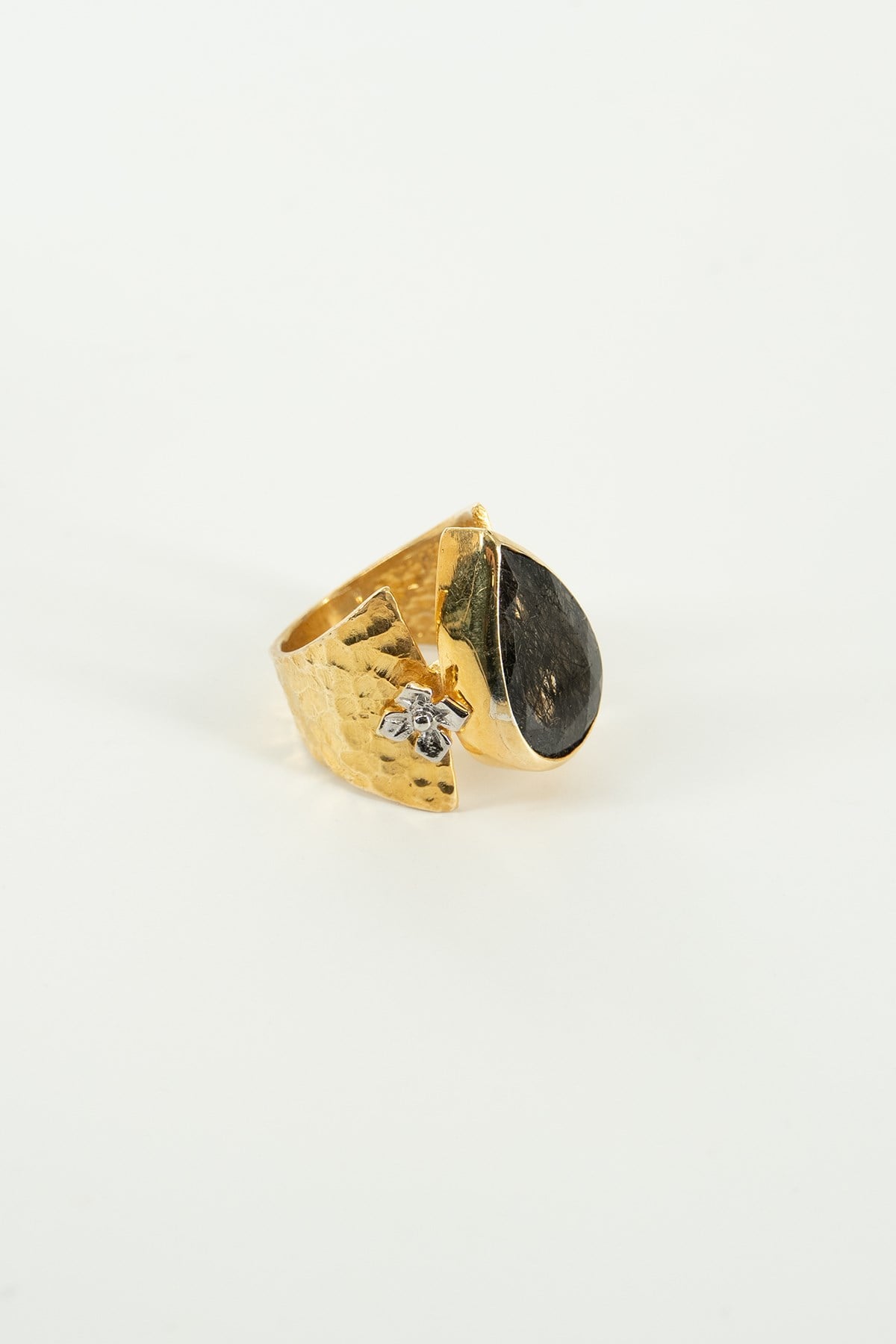 Black Rutil Quartz Taşlı Gümüş Yüzük