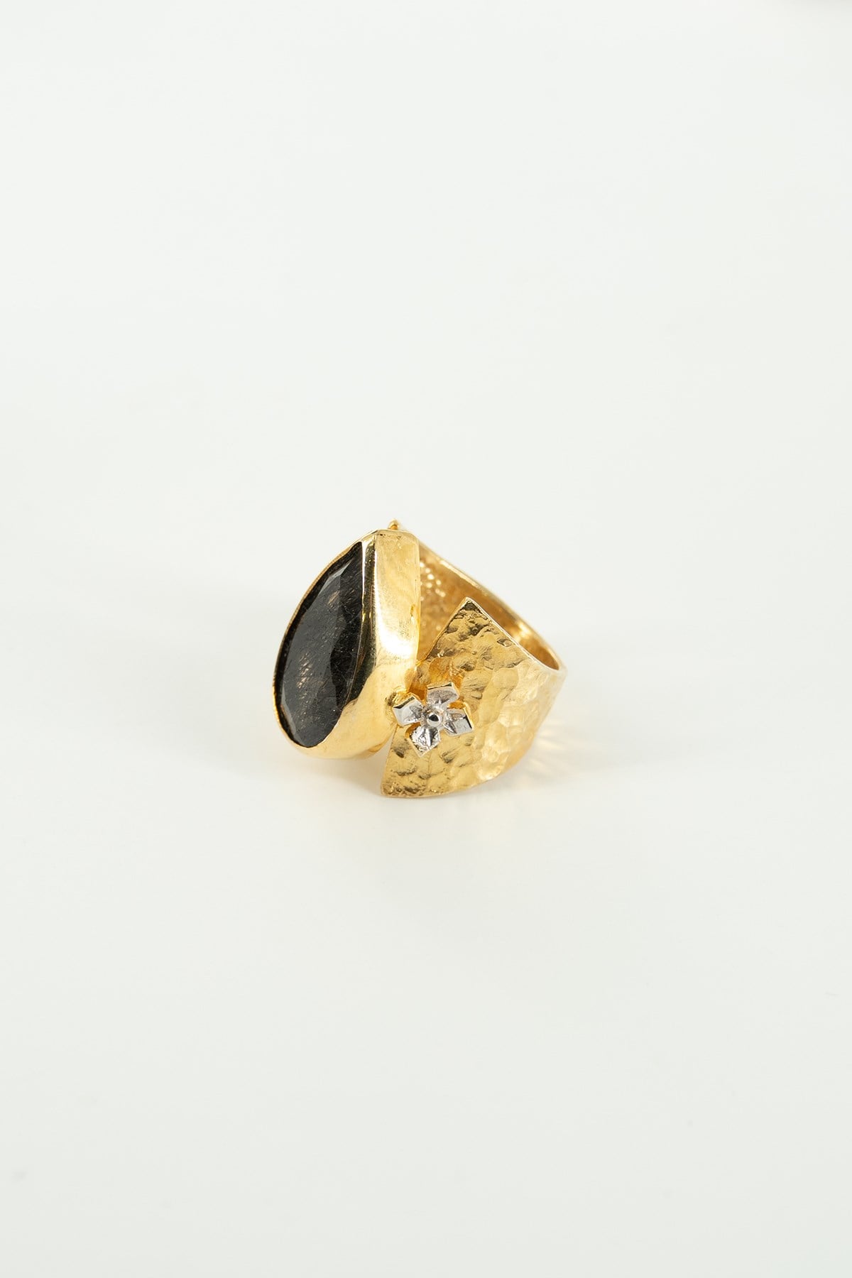 Black Rutil Quartz Taşlı Gümüş Yüzük