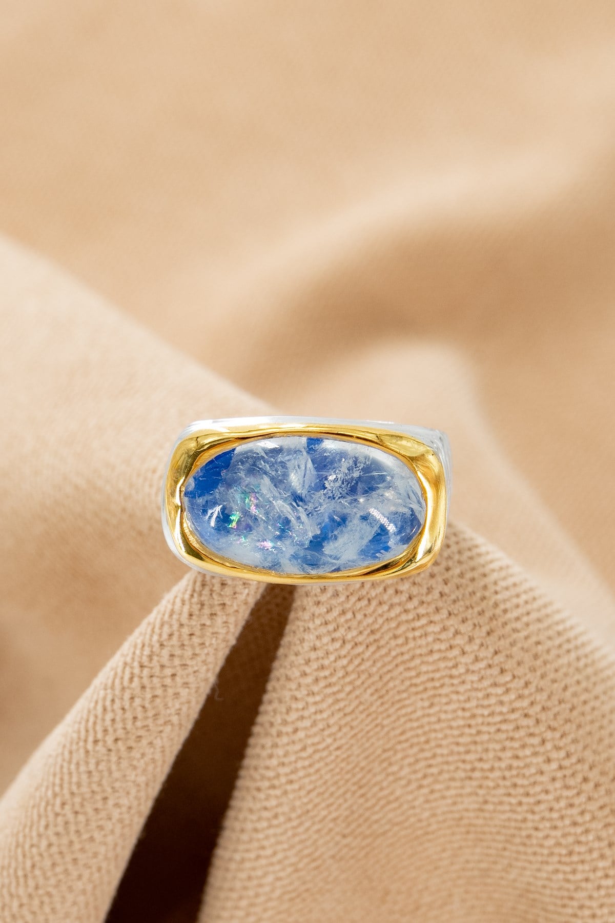 Blue Moon Stone Gümüş Yüzük
